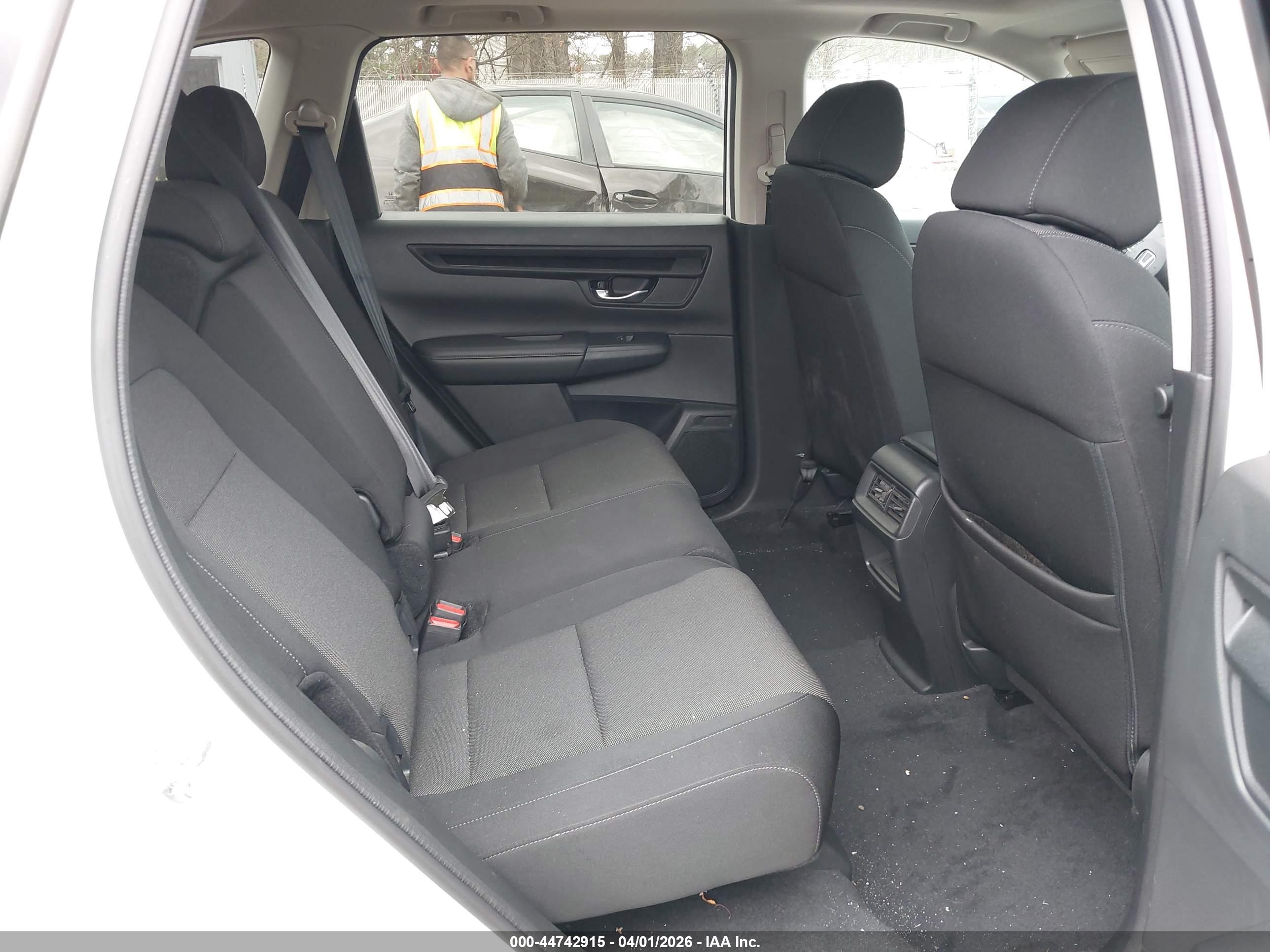HONDA CR-V image 8