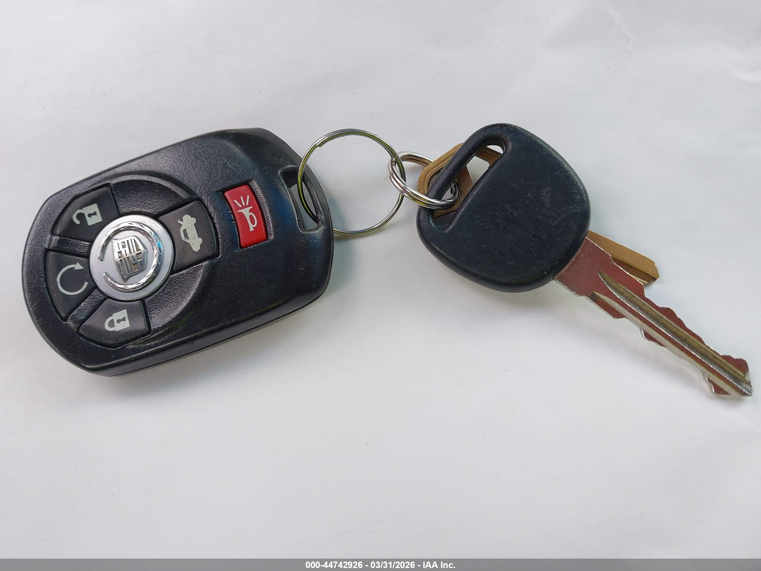 CADILLAC STS image 11