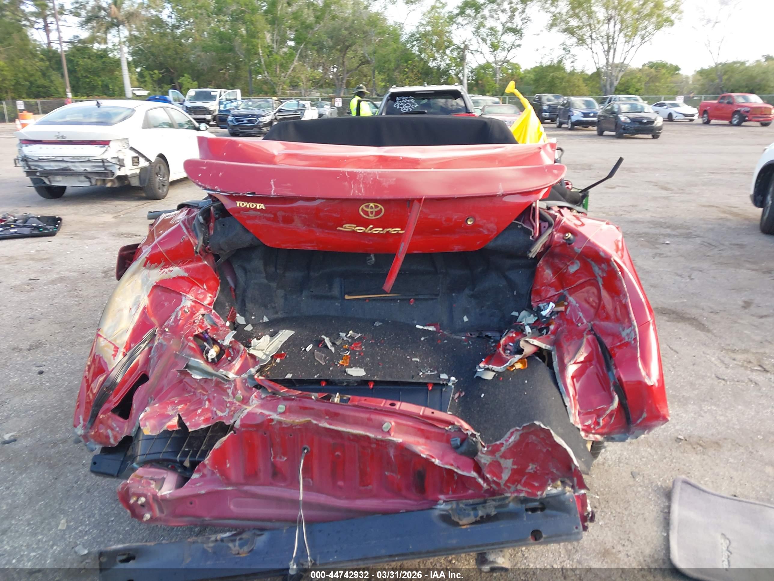 TOYOTA CAMRY image 6