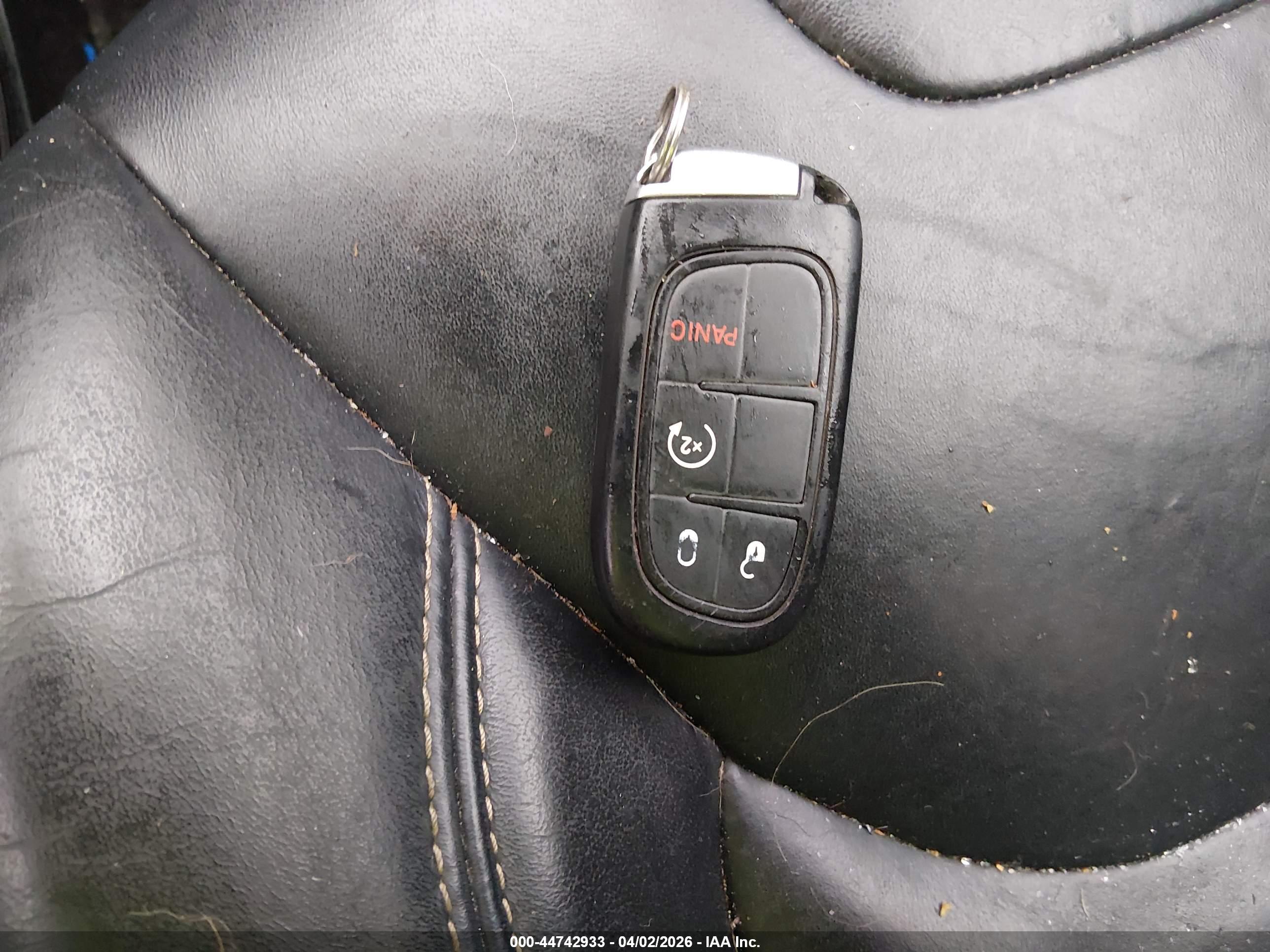 JEEP CHEROKEE image 11