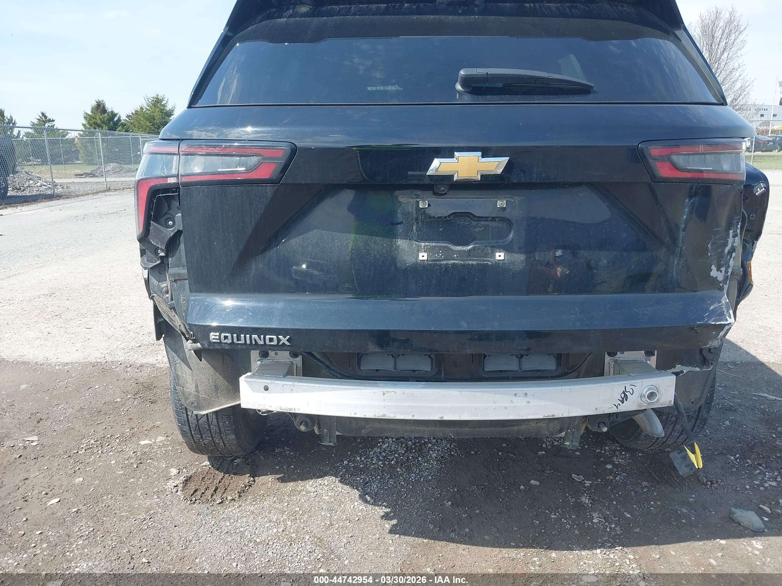 CHEVROLET EQUINOX image 6