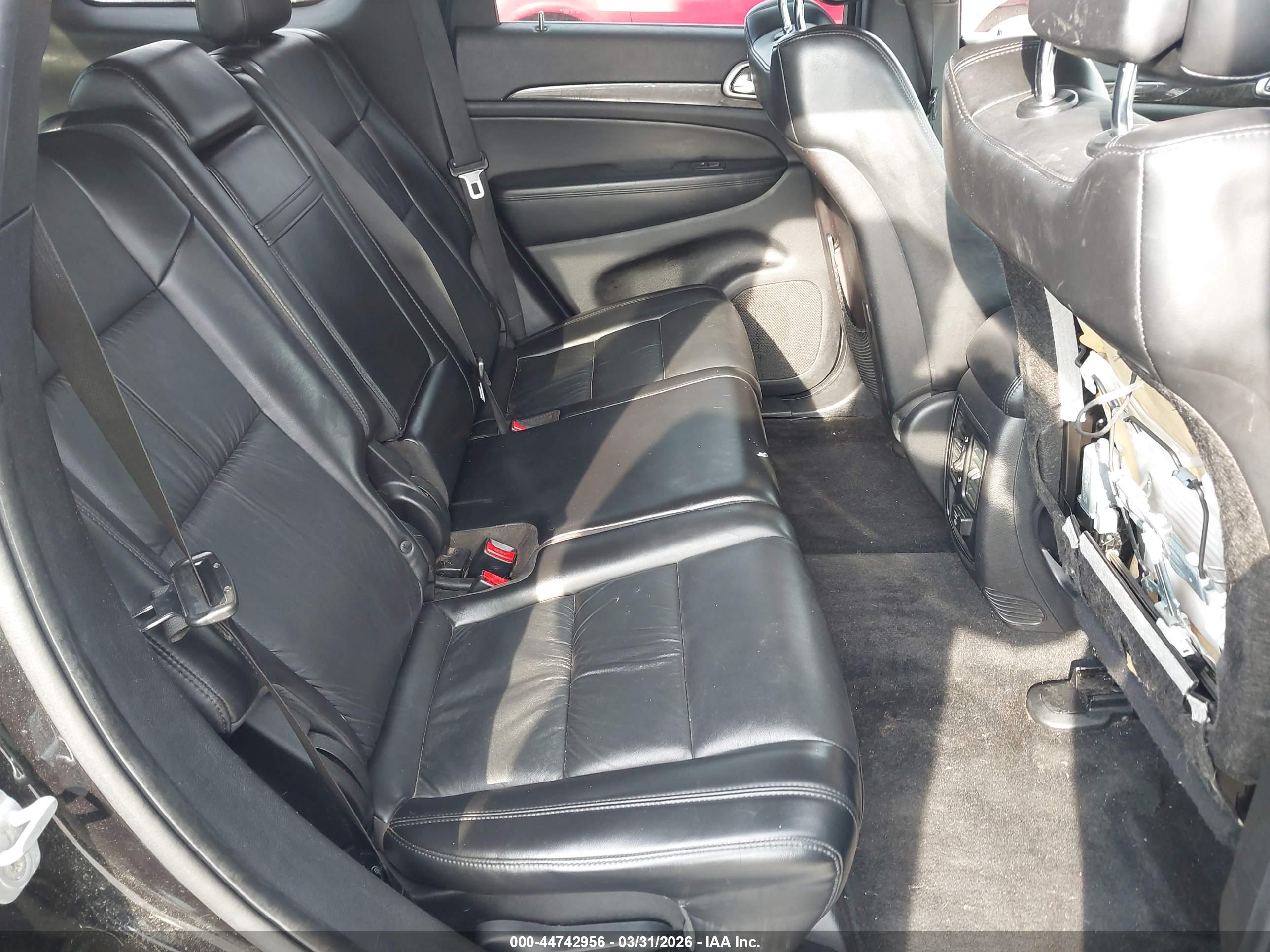 JEEP GRAND image 8