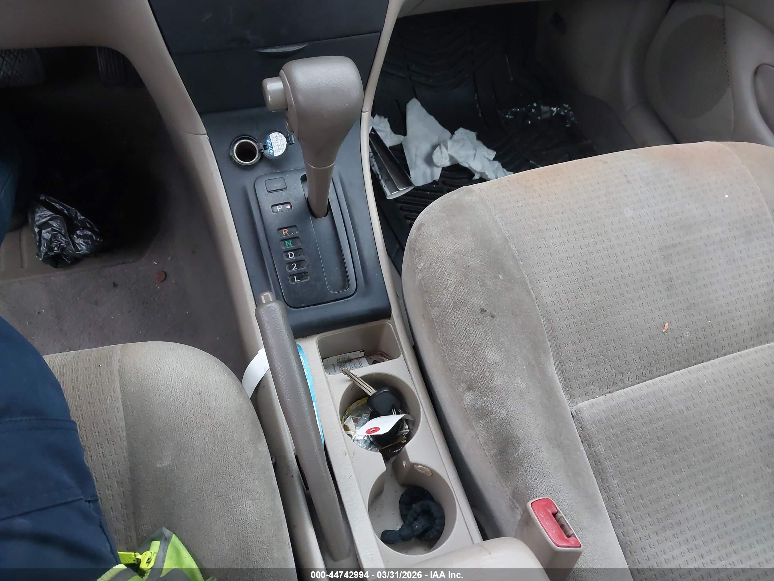 TOYOTA COROLLA image 11