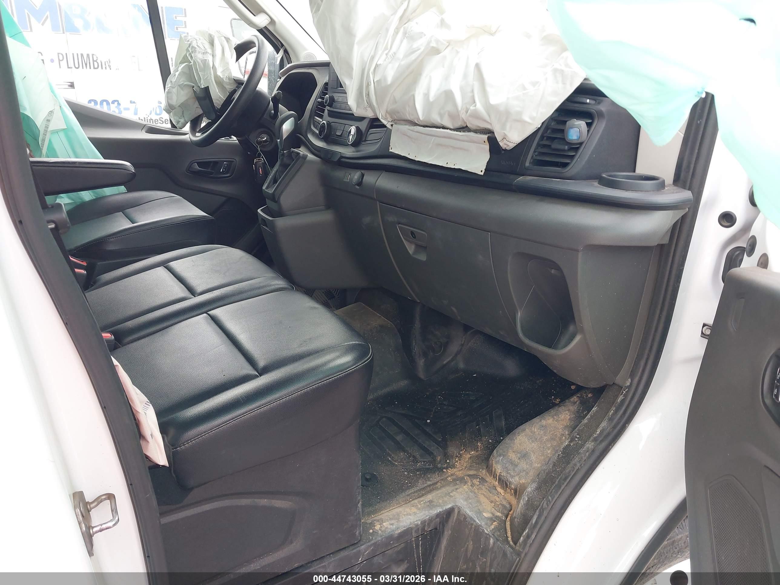 FORD TRANSIT-250 image 5