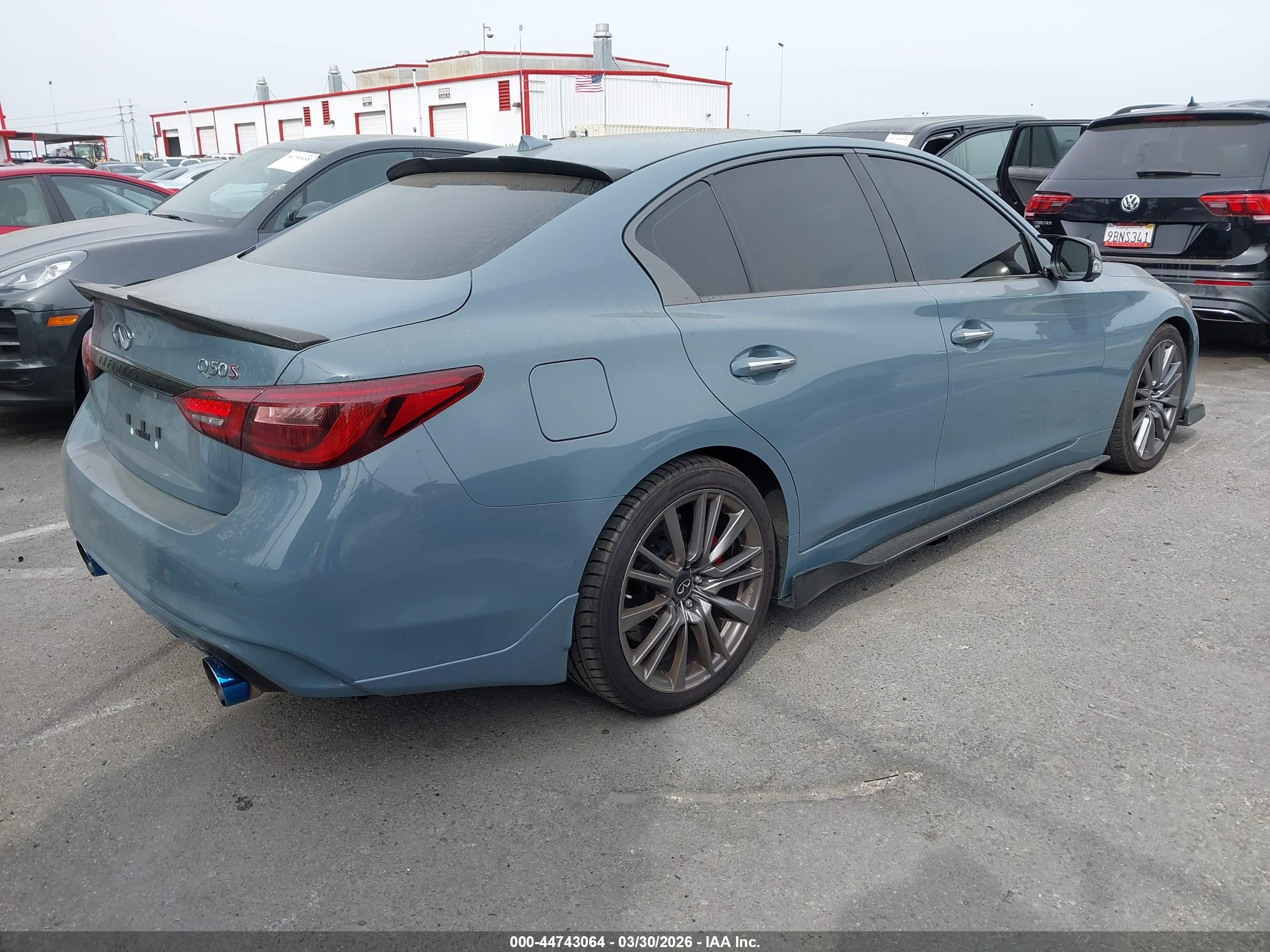 INFINITI Q50 image 4
