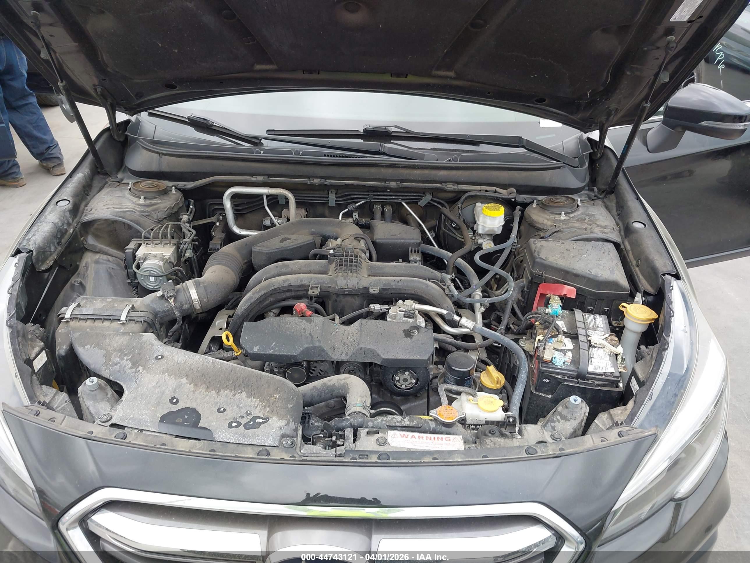 SUBARU OUTBACK image 10