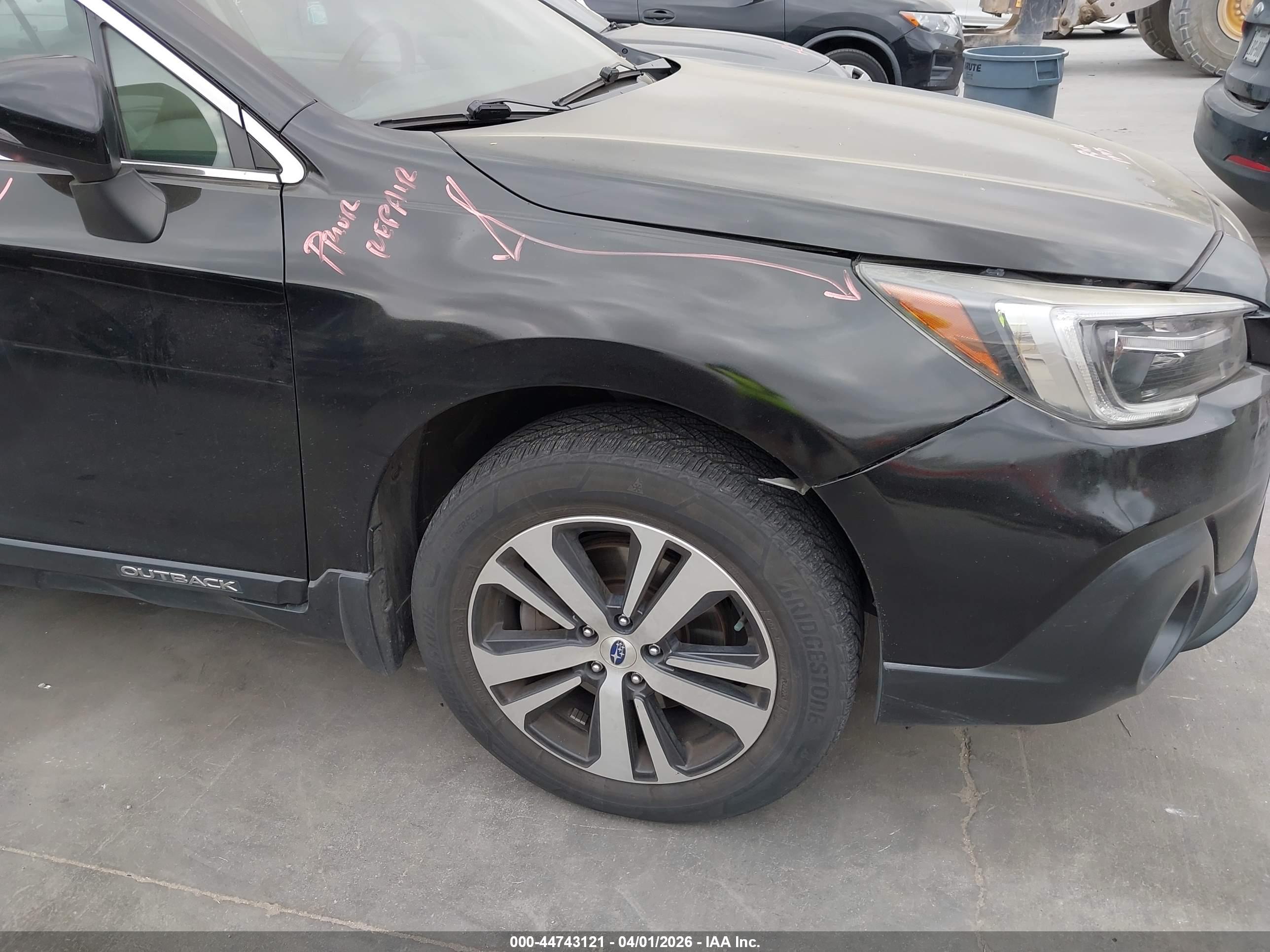 SUBARU OUTBACK image 6