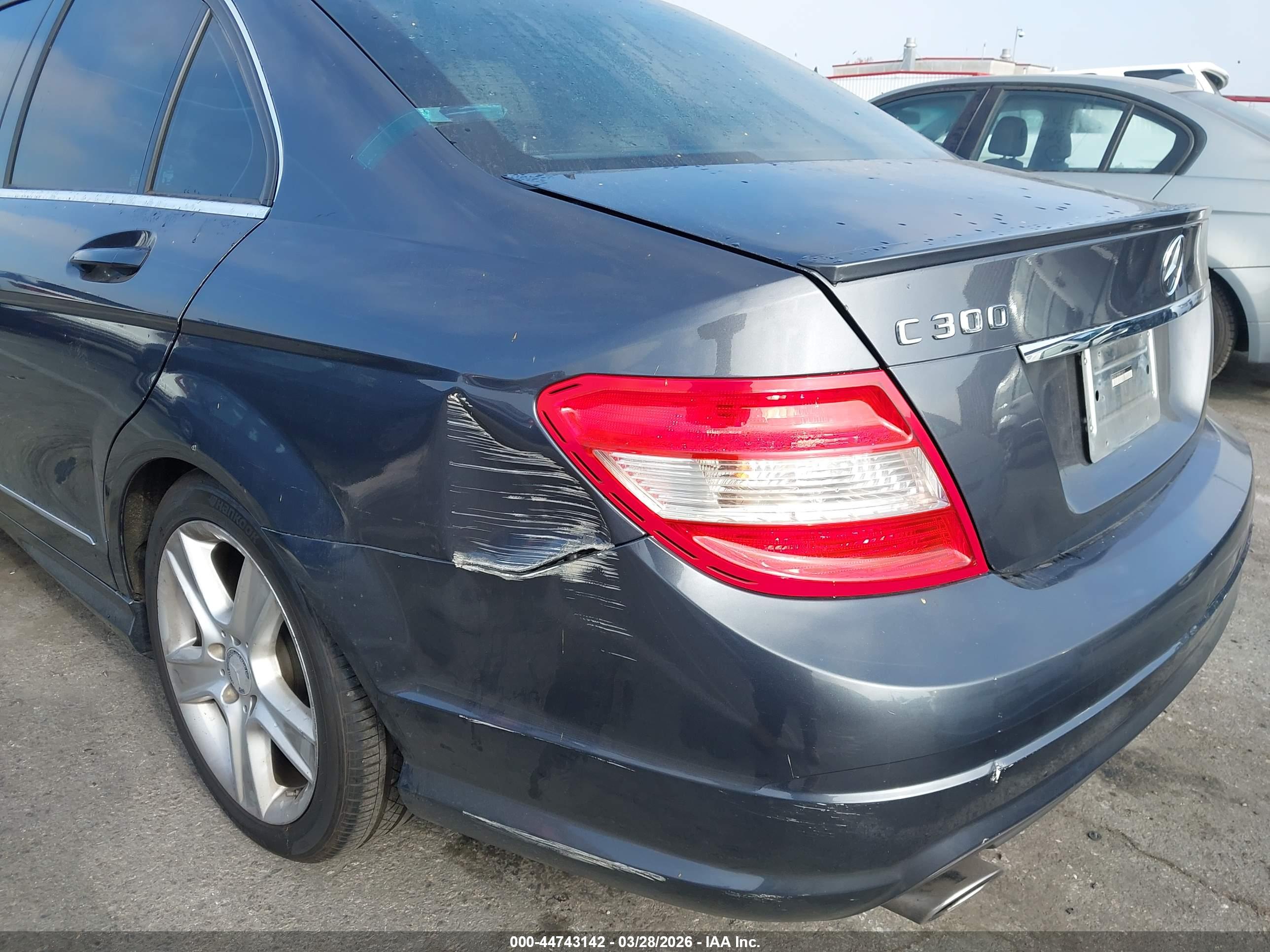 MERCEDES-BENZ C image 6