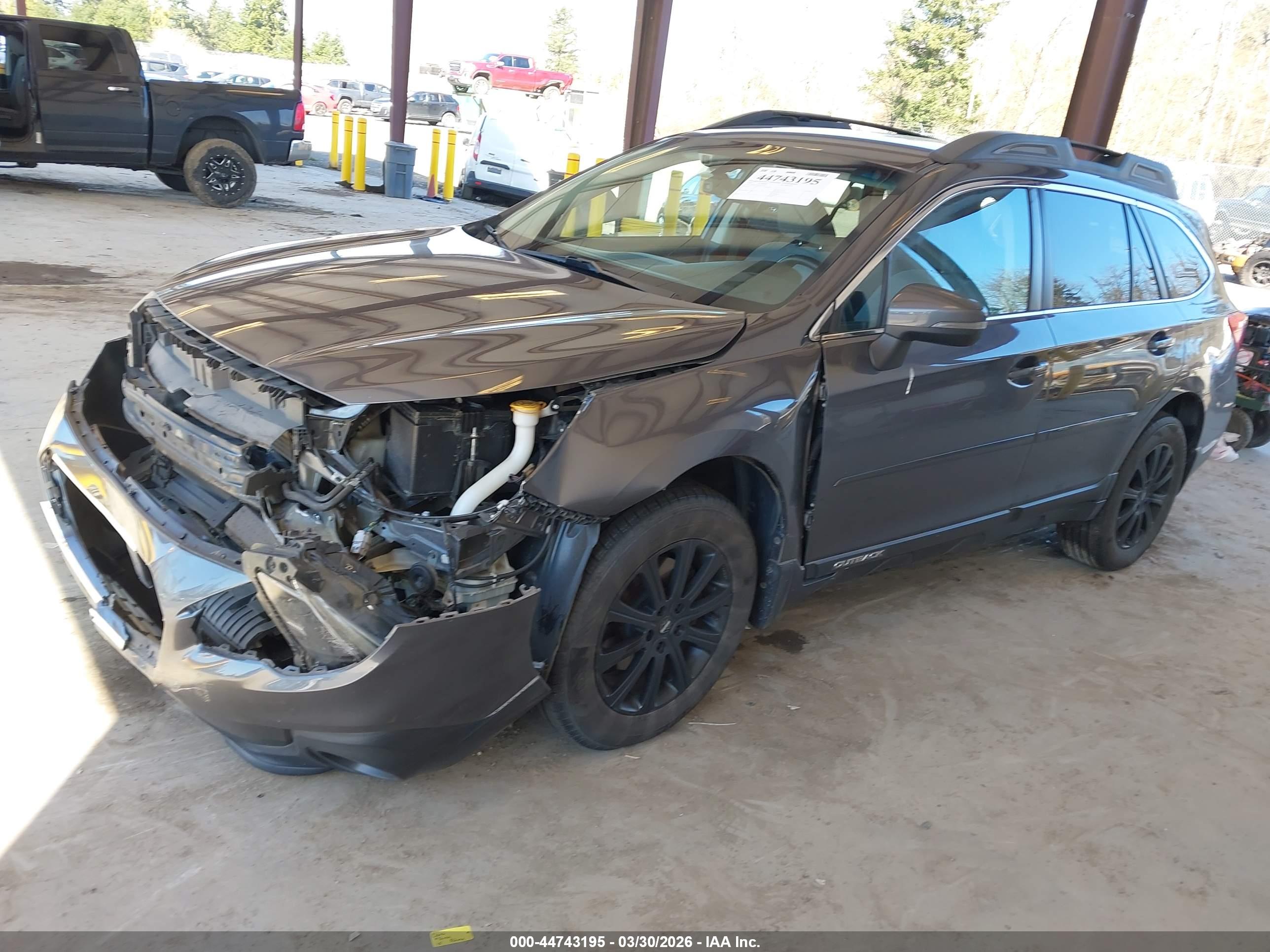 SUBARU OUTBACK image 2
