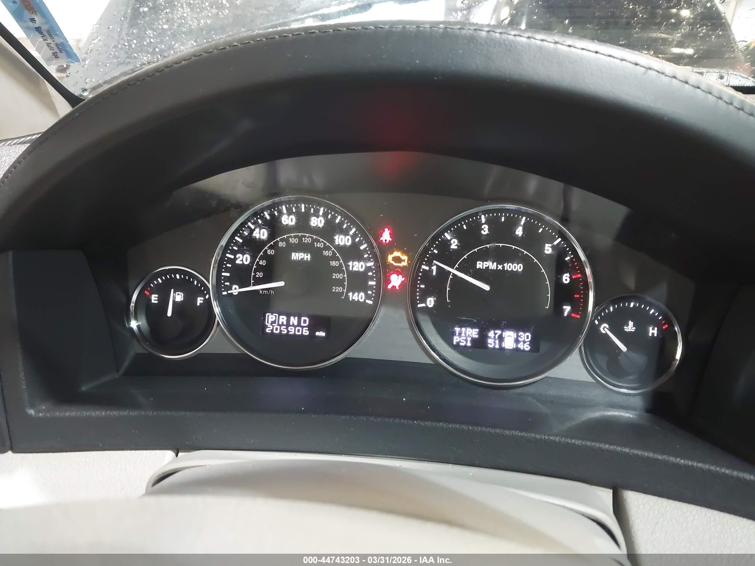 JEEP GRAND image 7