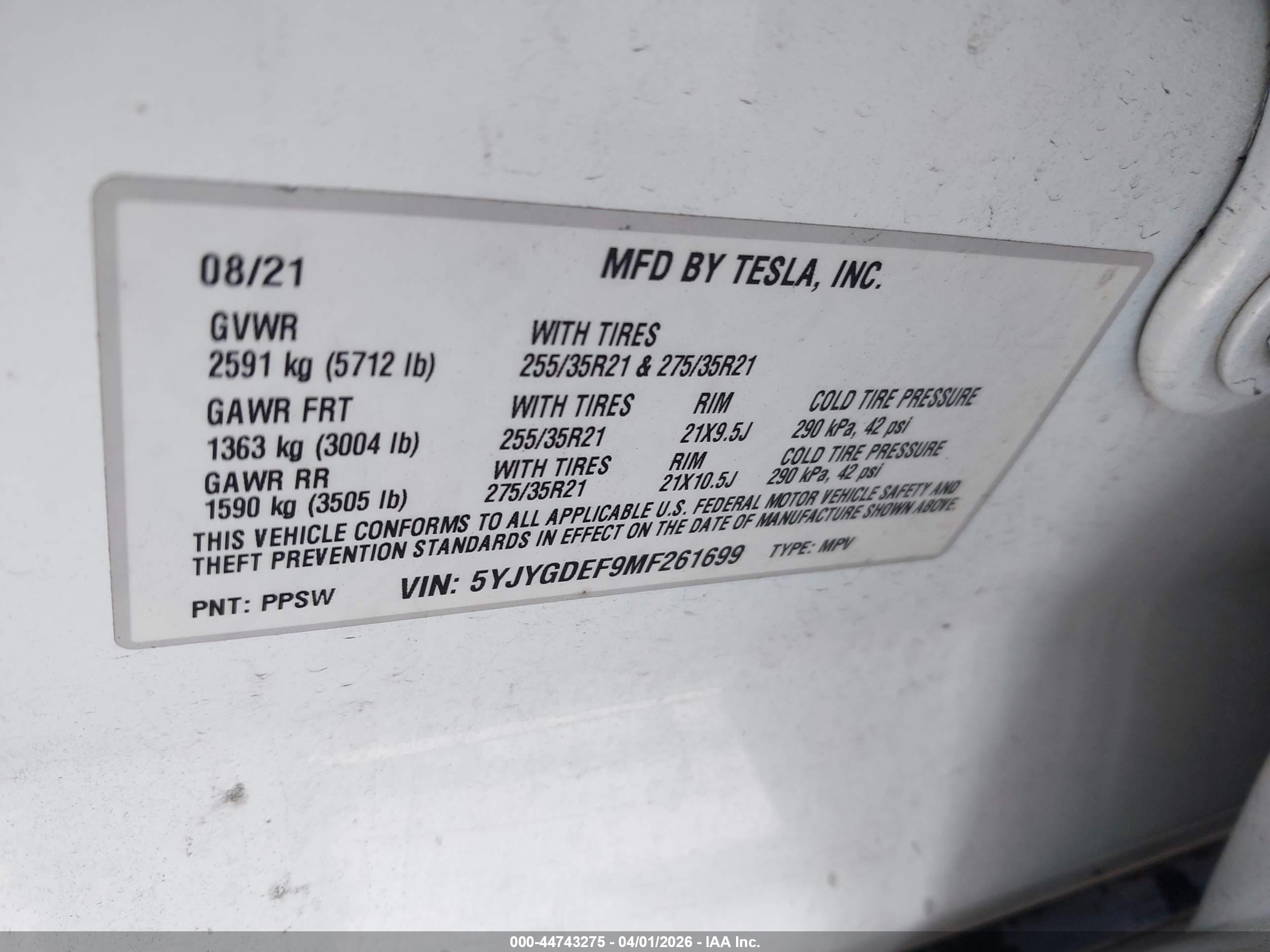 TESLA MODEL image 9