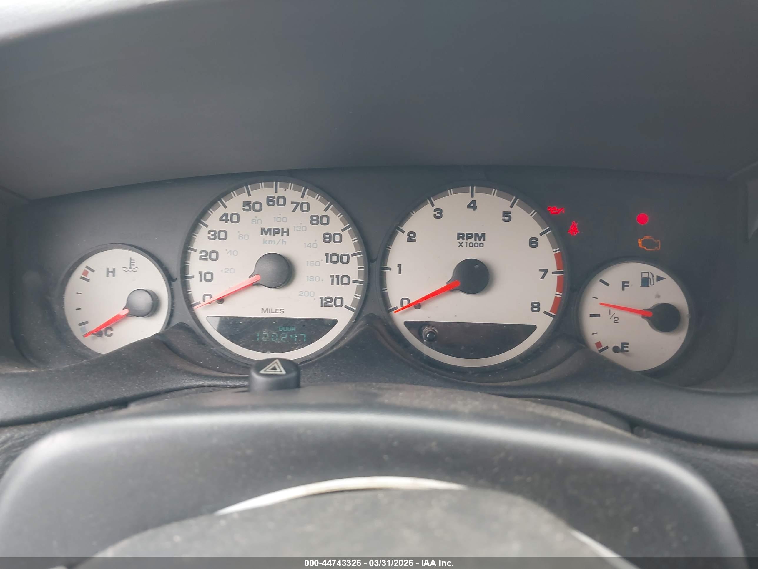 DODGE NEON image 7