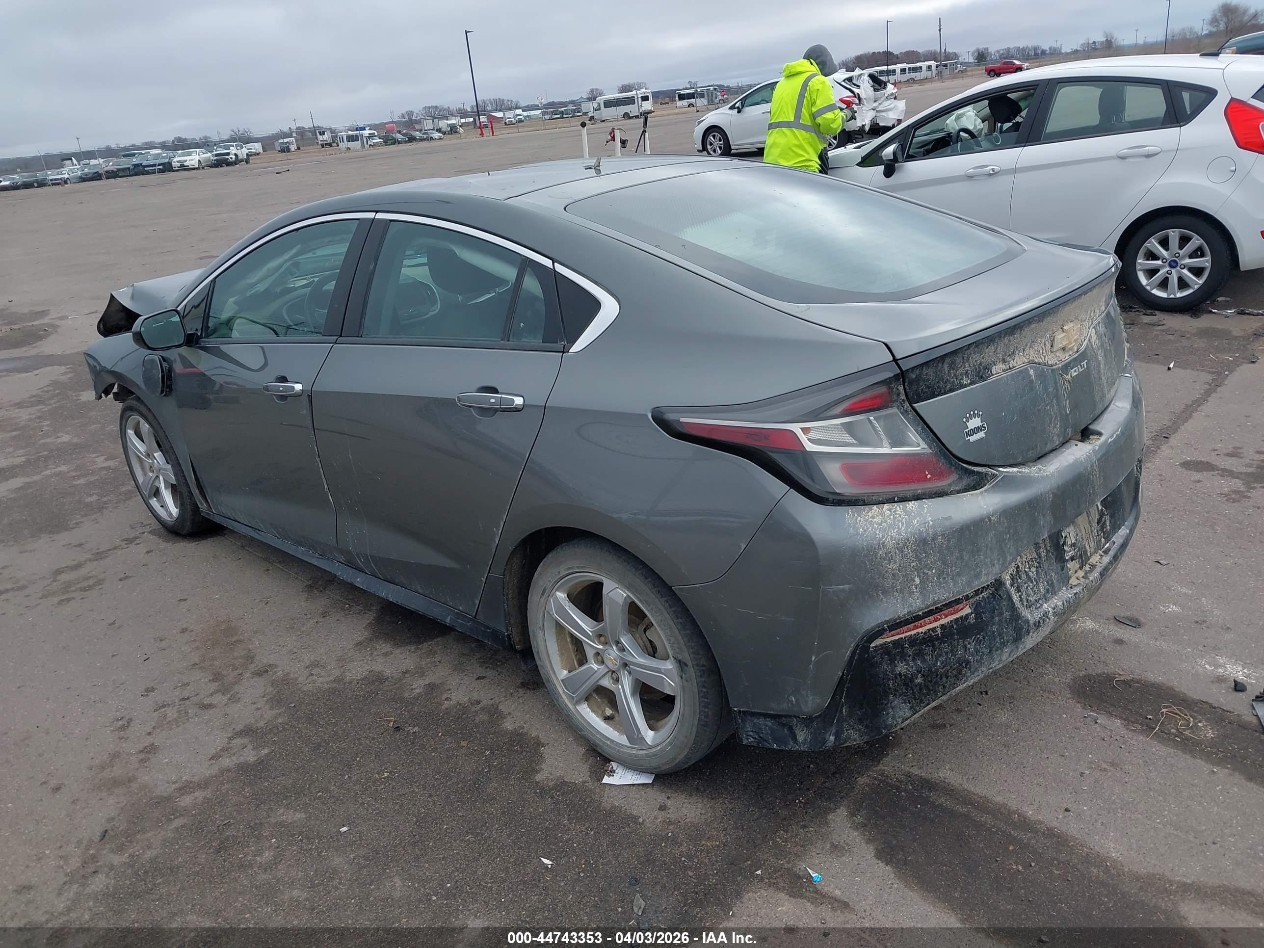 CHEVROLET VOLT image 3