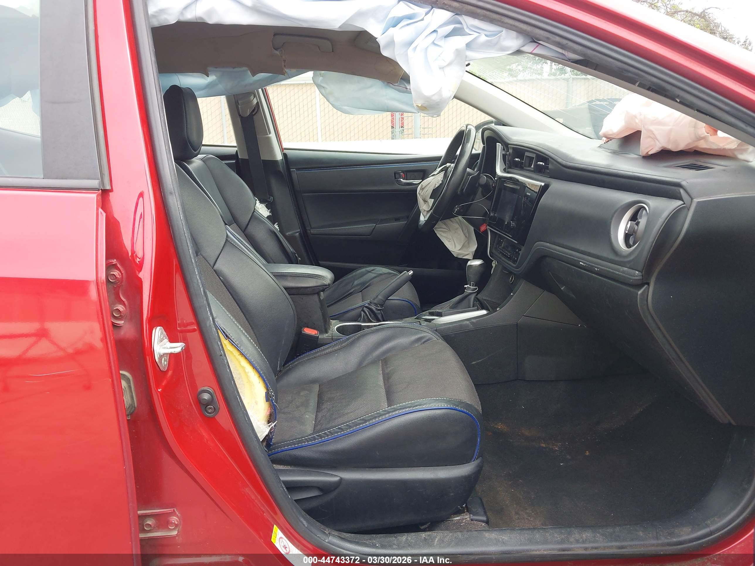 TOYOTA COROLLA image 5