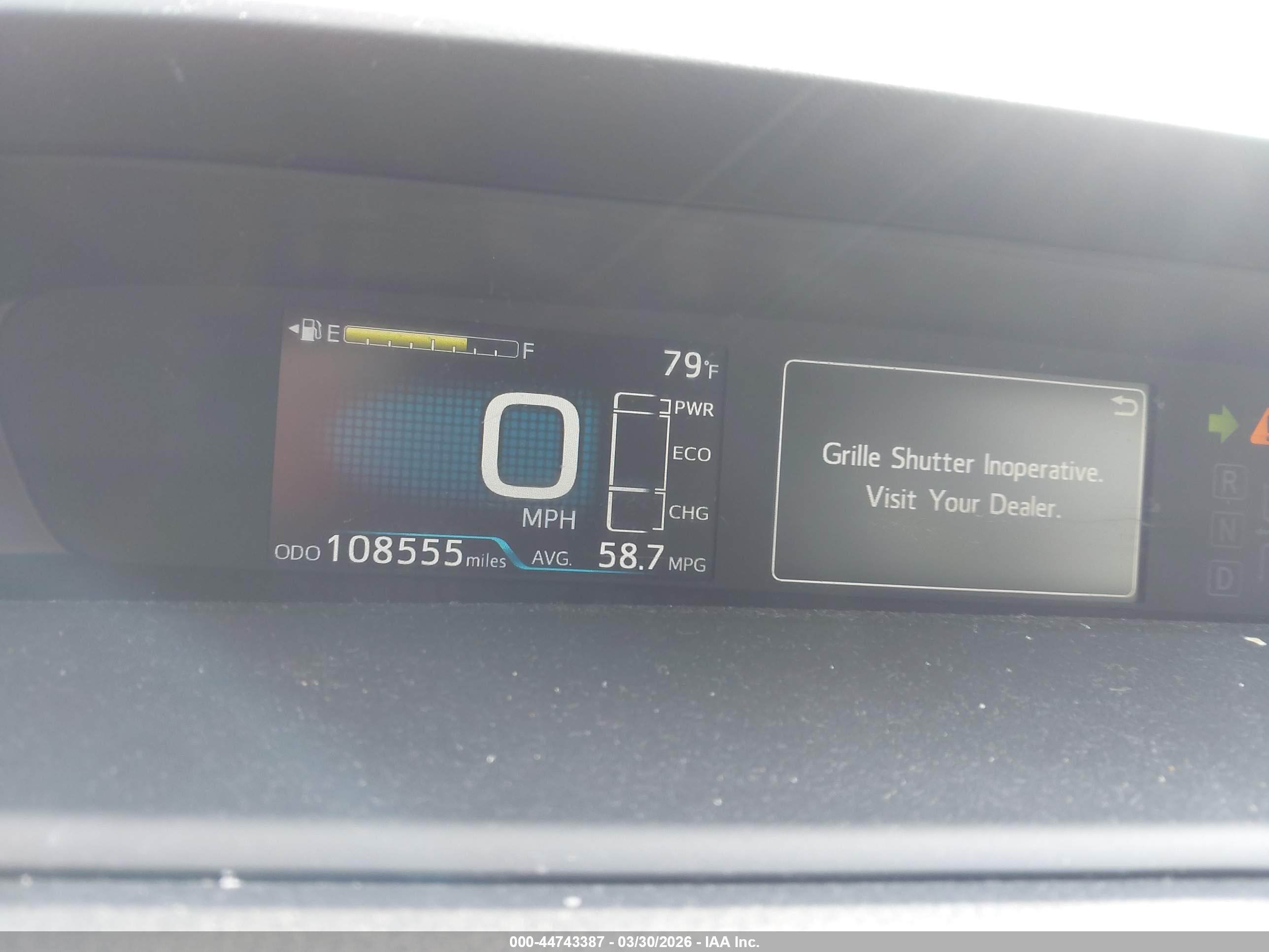 TOYOTA PRIUS image 7