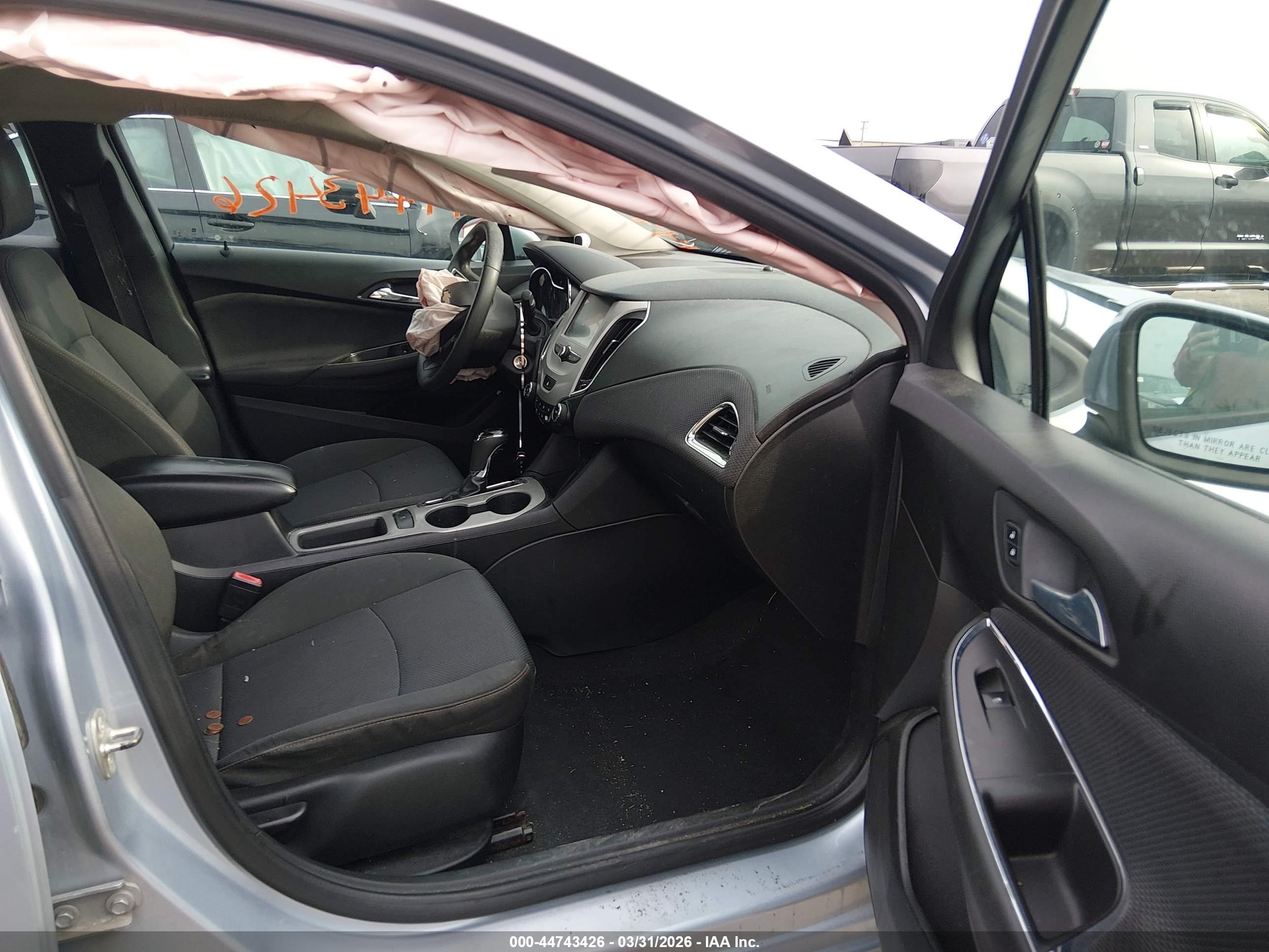 CHEVROLET CRUZE image 5