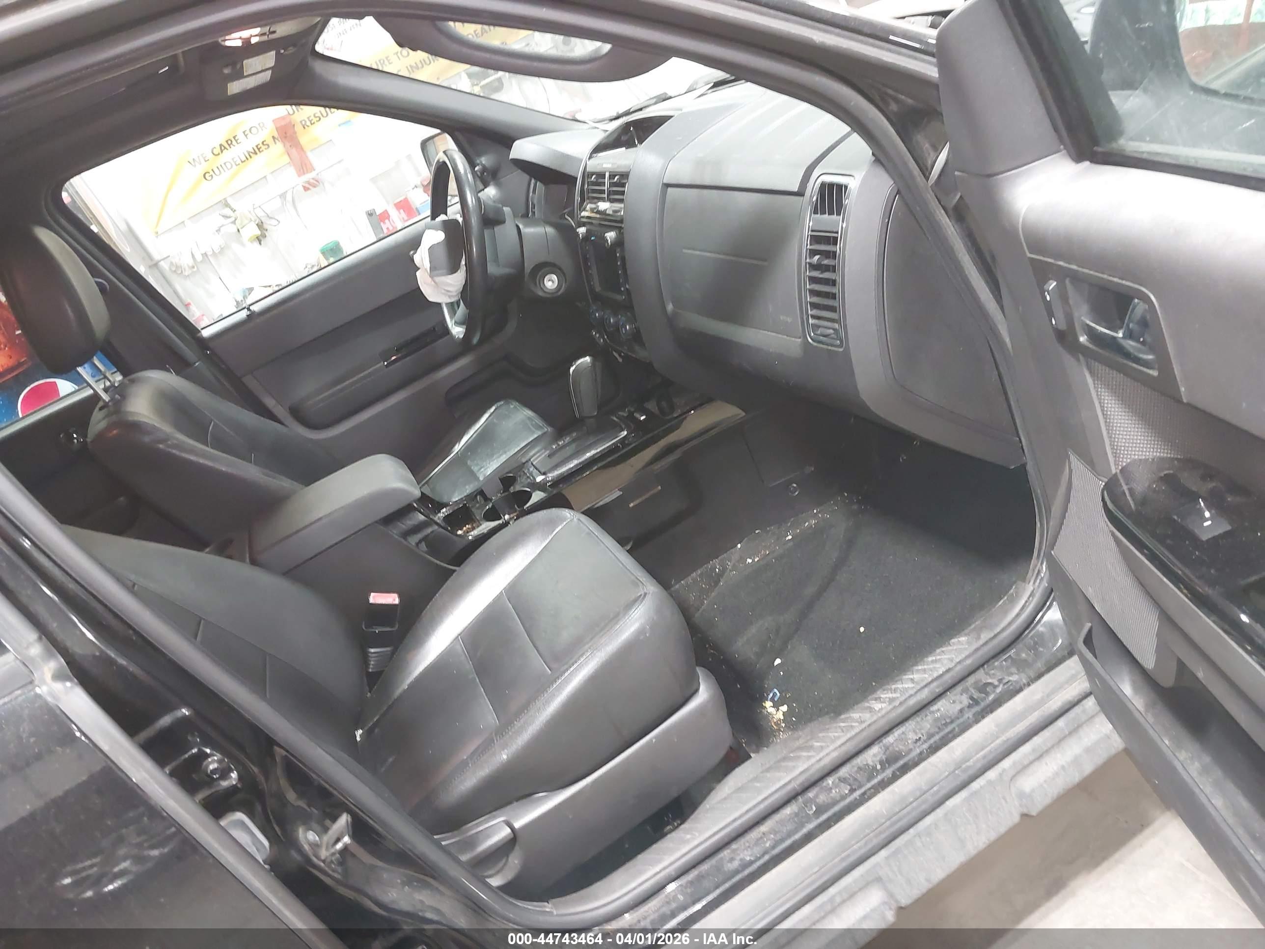 FORD ESCAPE image 5