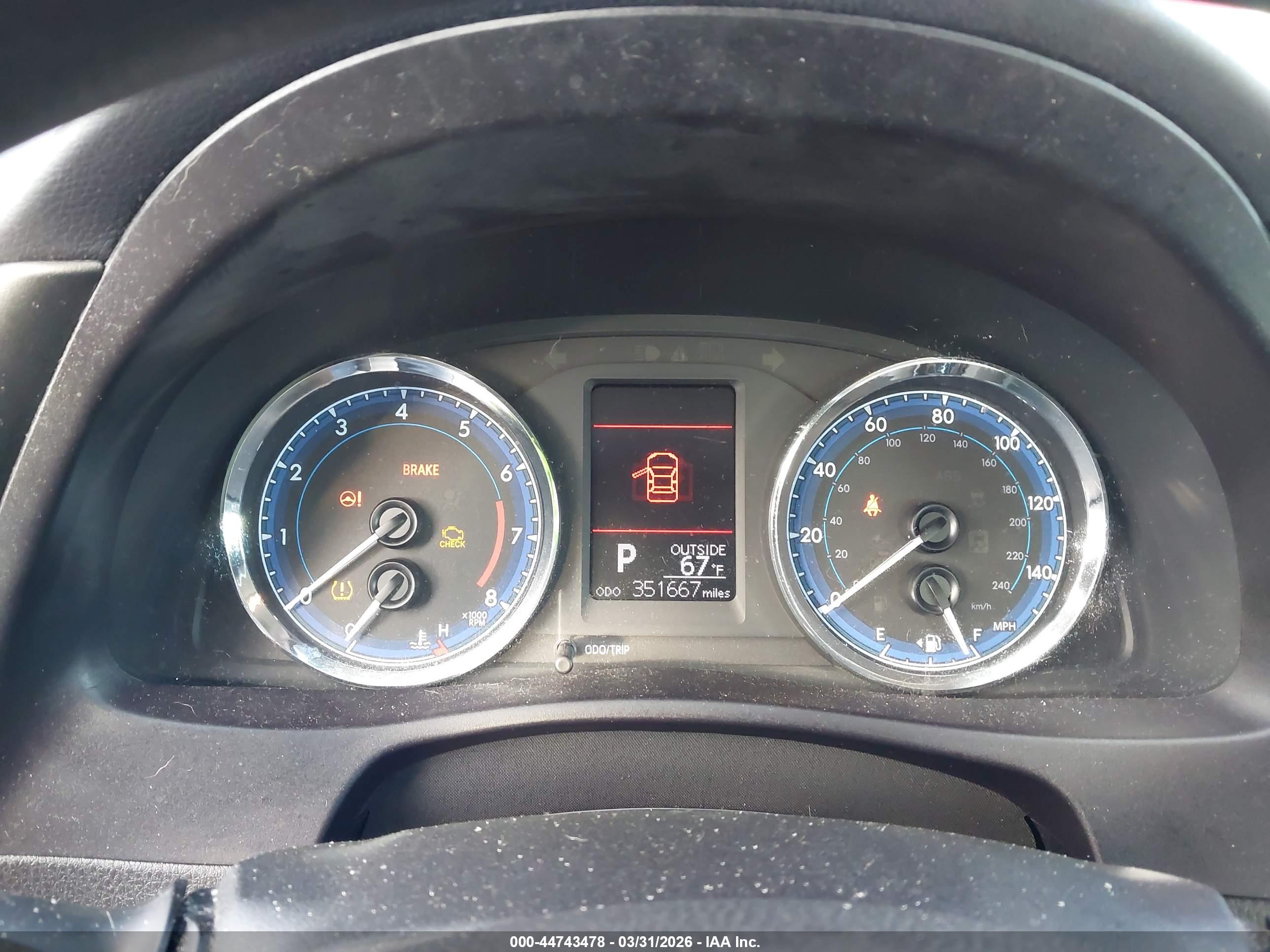 TOYOTA COROLLA image 7