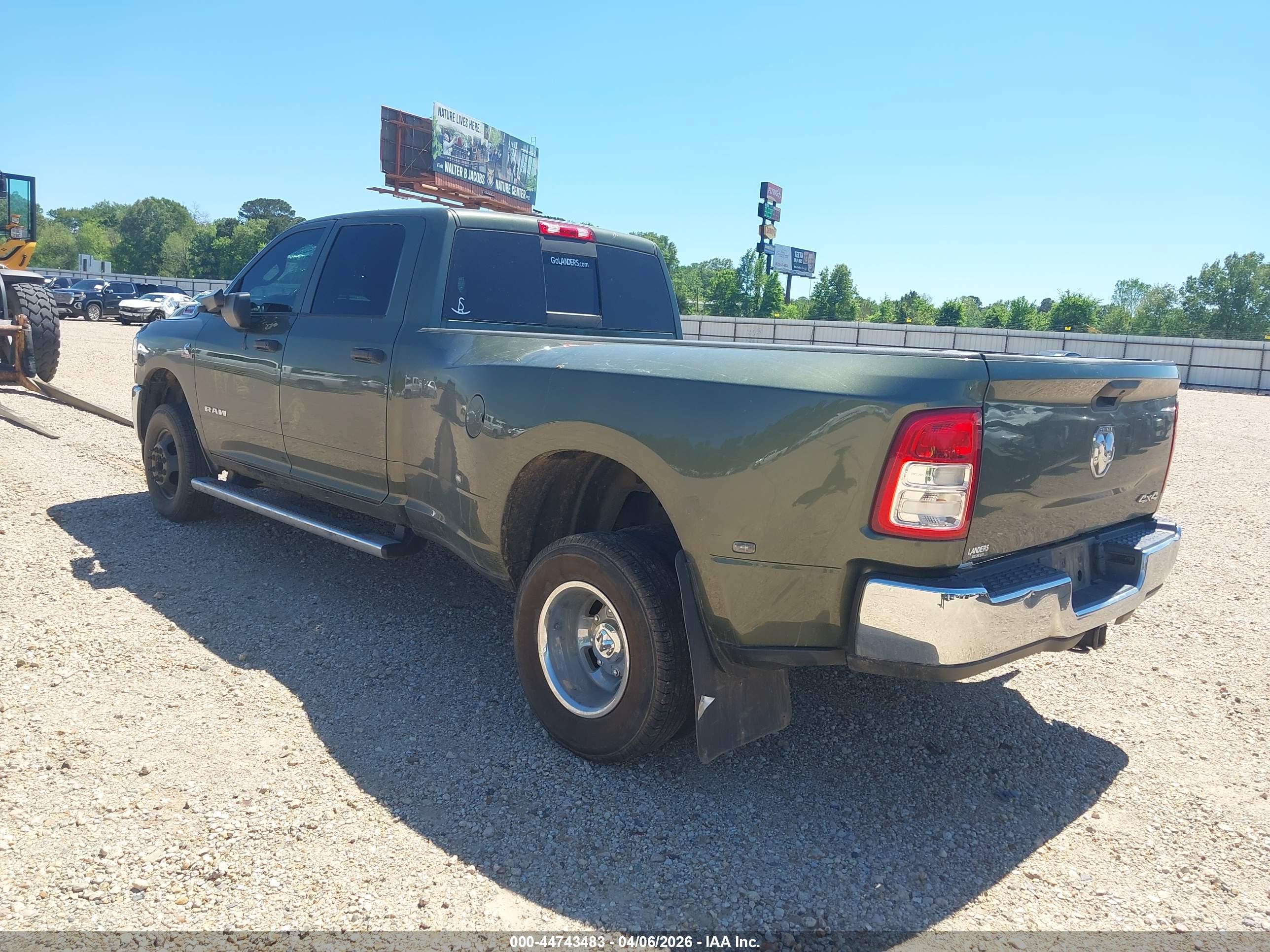 RAM 3500 image 3