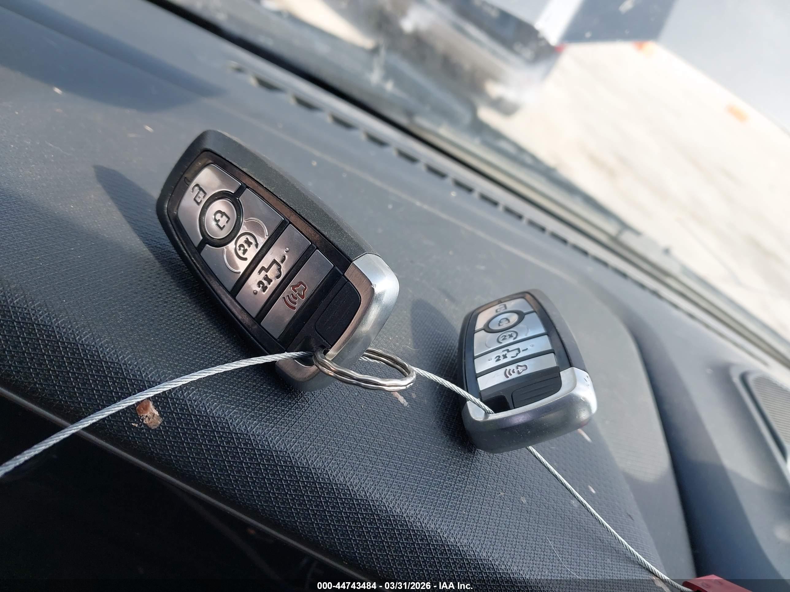 FORD F-150 image 11