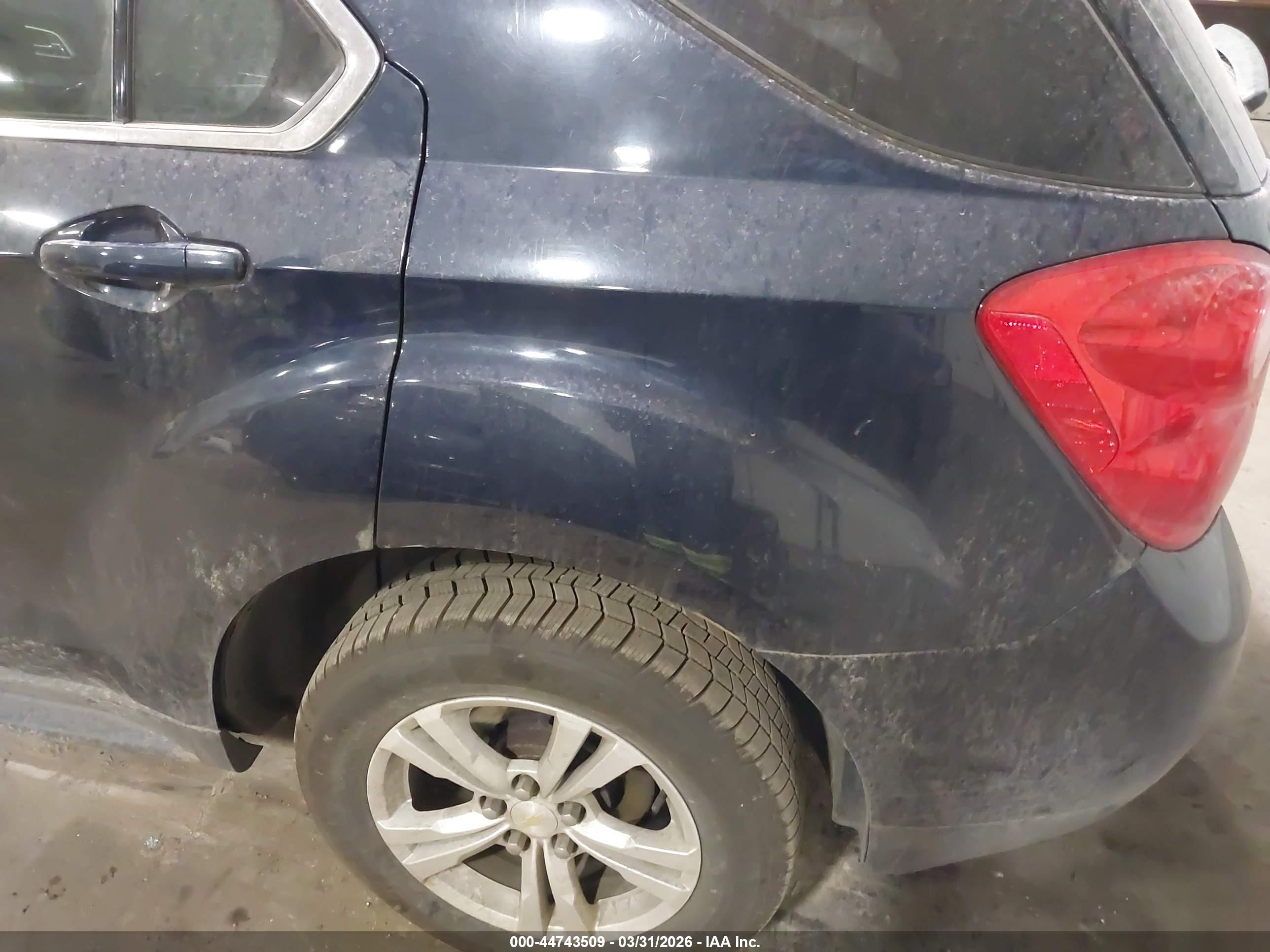 CHEVROLET EQUINOX image 6