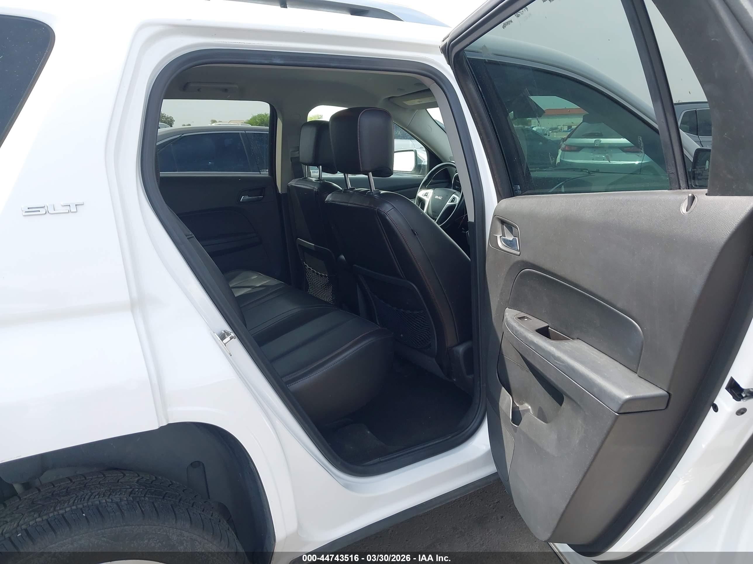 GMC TERRAIN image 8