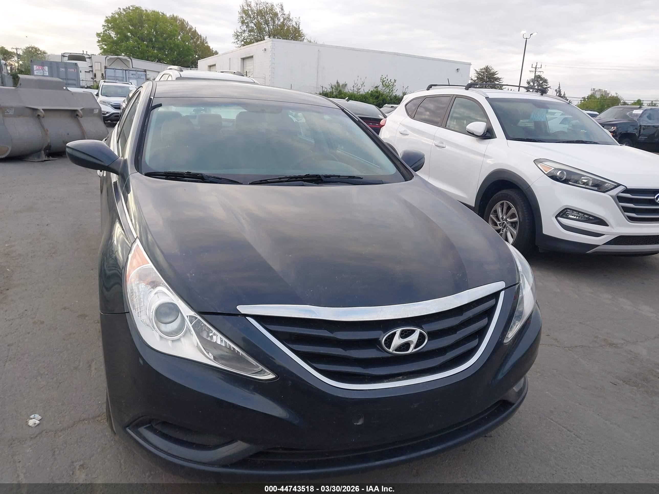 HYUNDAI SONATA image 6