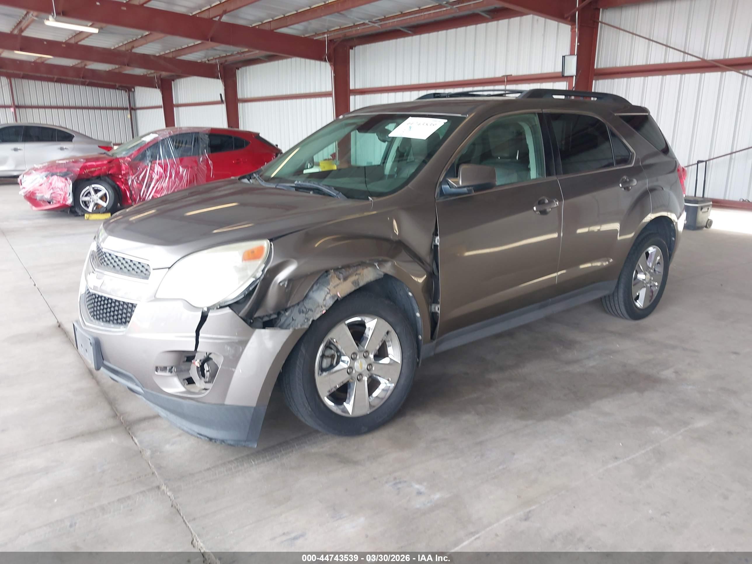 CHEVROLET EQUINOX image 2