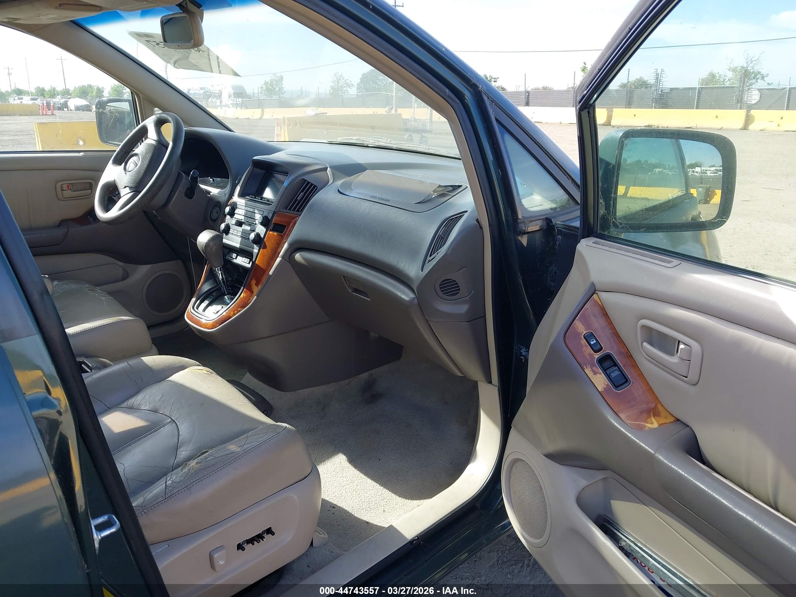 LEXUS RX image 5