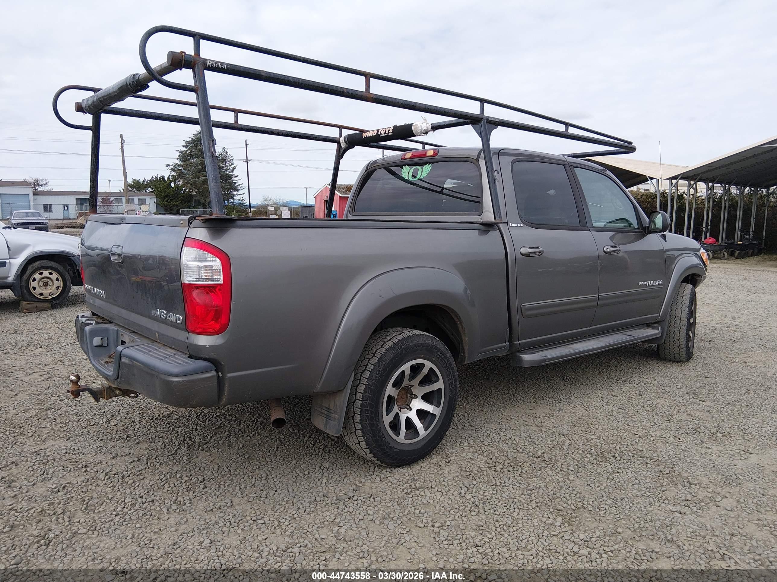 TOYOTA TUNDRA image 4
