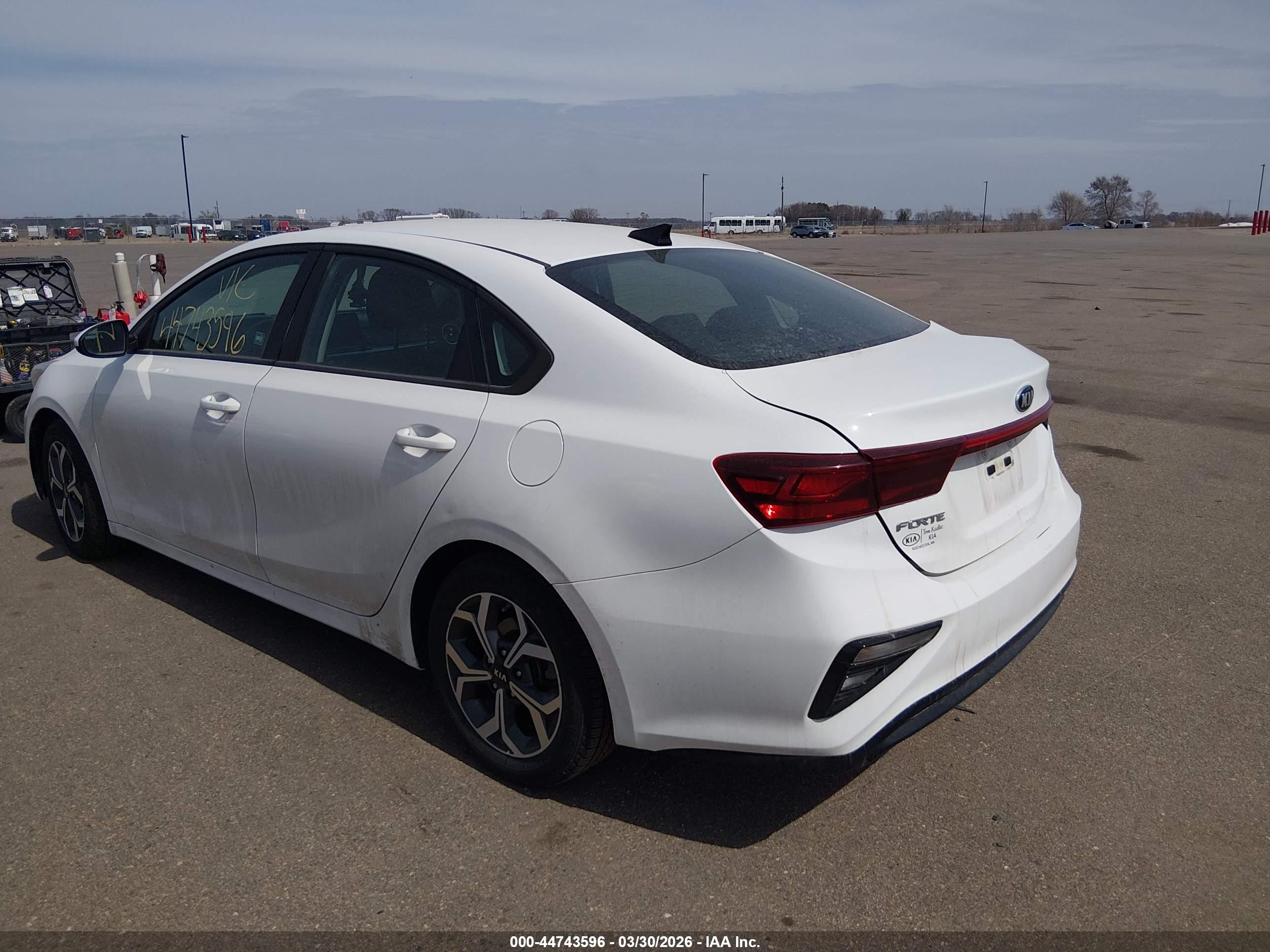 KIA FORTE image 3