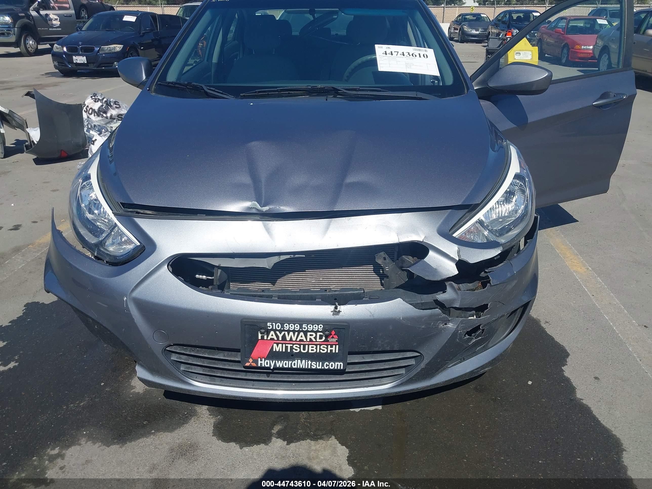 HYUNDAI ACCENT image 6