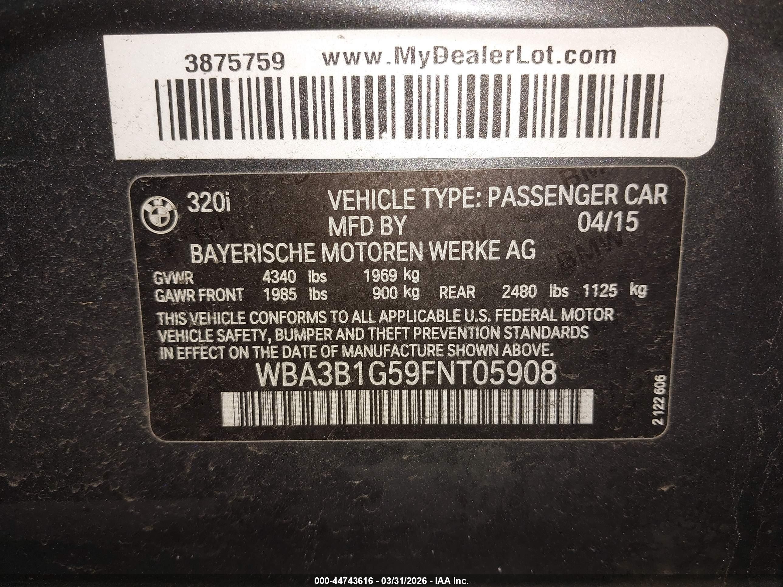 BMW 320I image 9