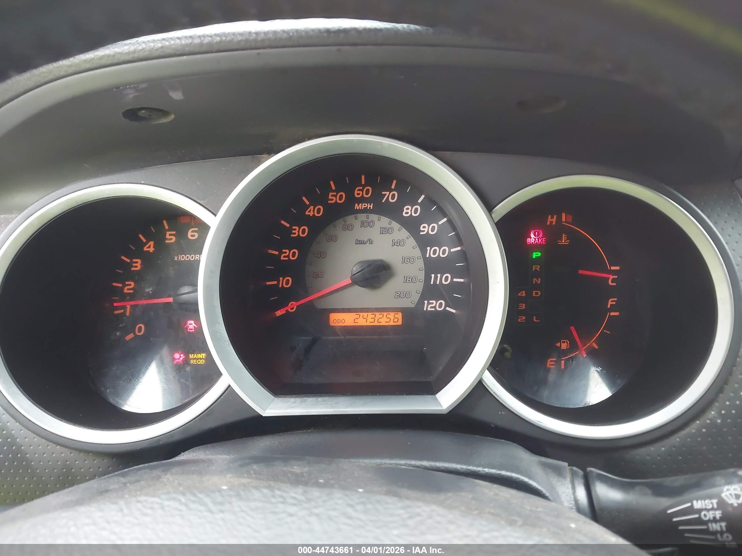TOYOTA TACOMA image 7