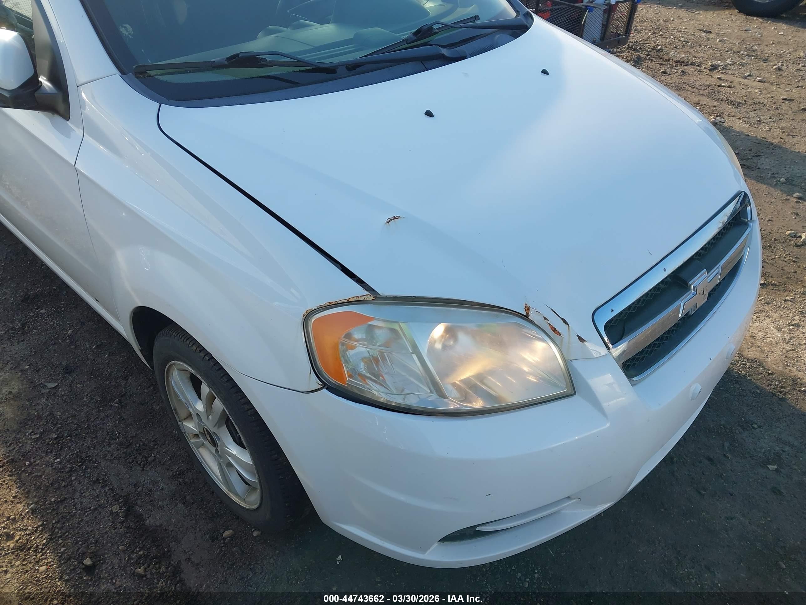 CHEVROLET AVEO image 6