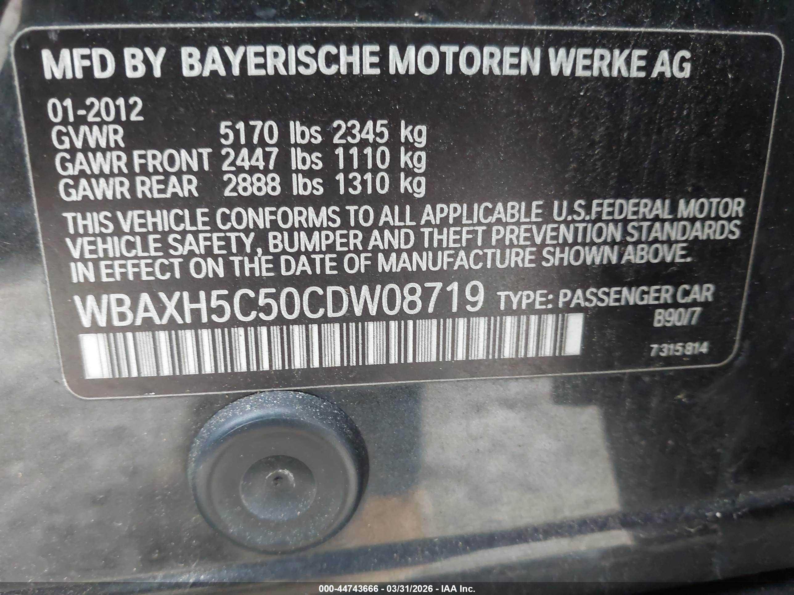 BMW 528I image 9