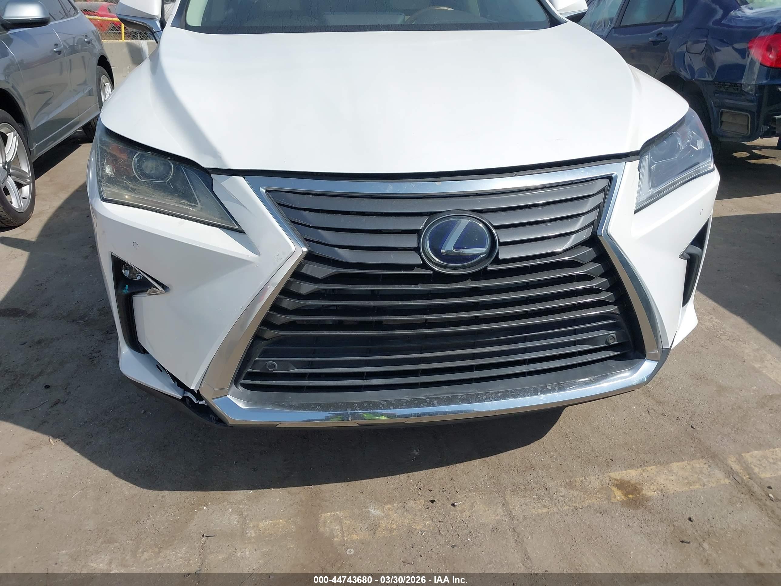 LEXUS RX image 6