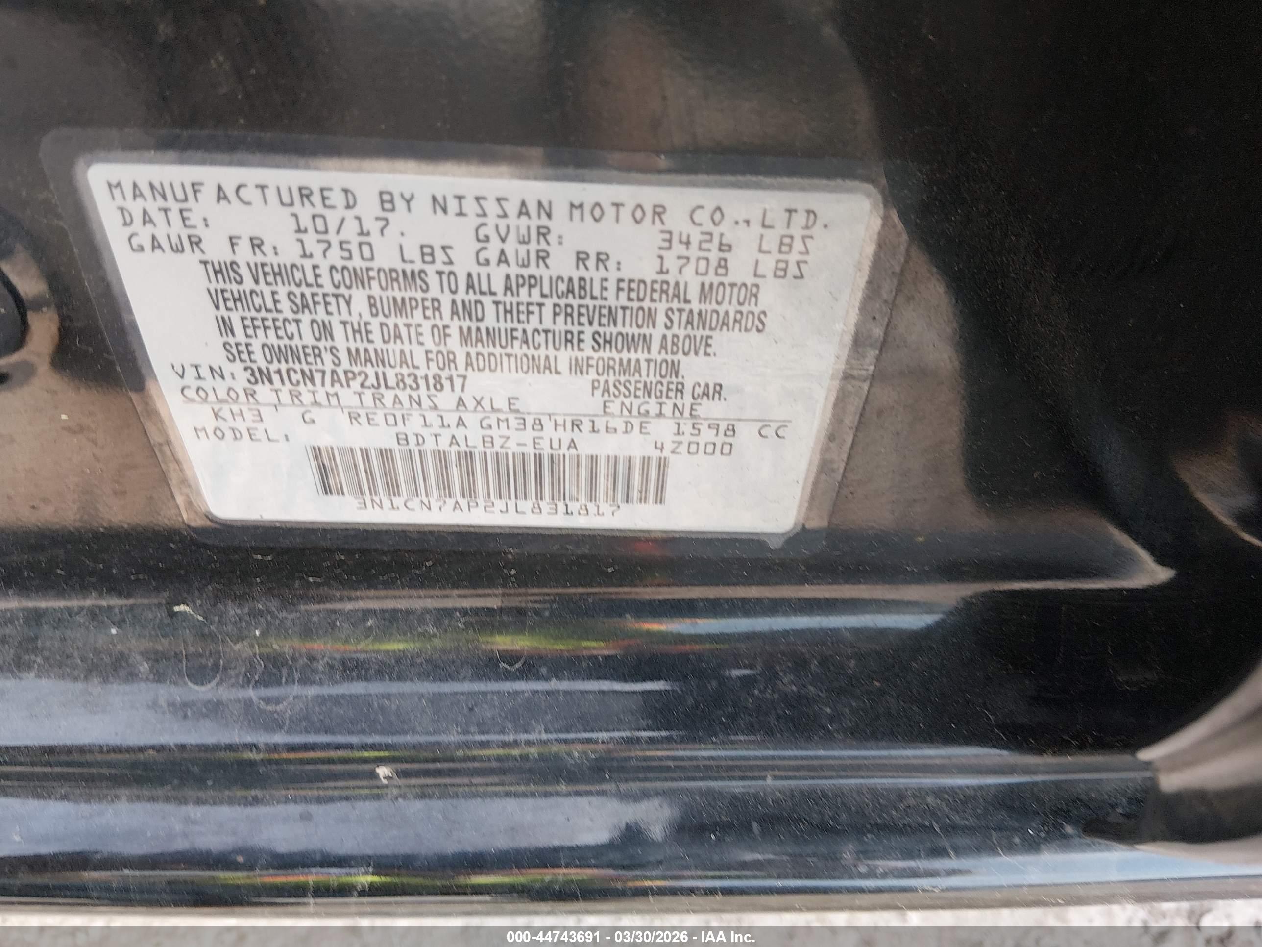 NISSAN VERSA image 9
