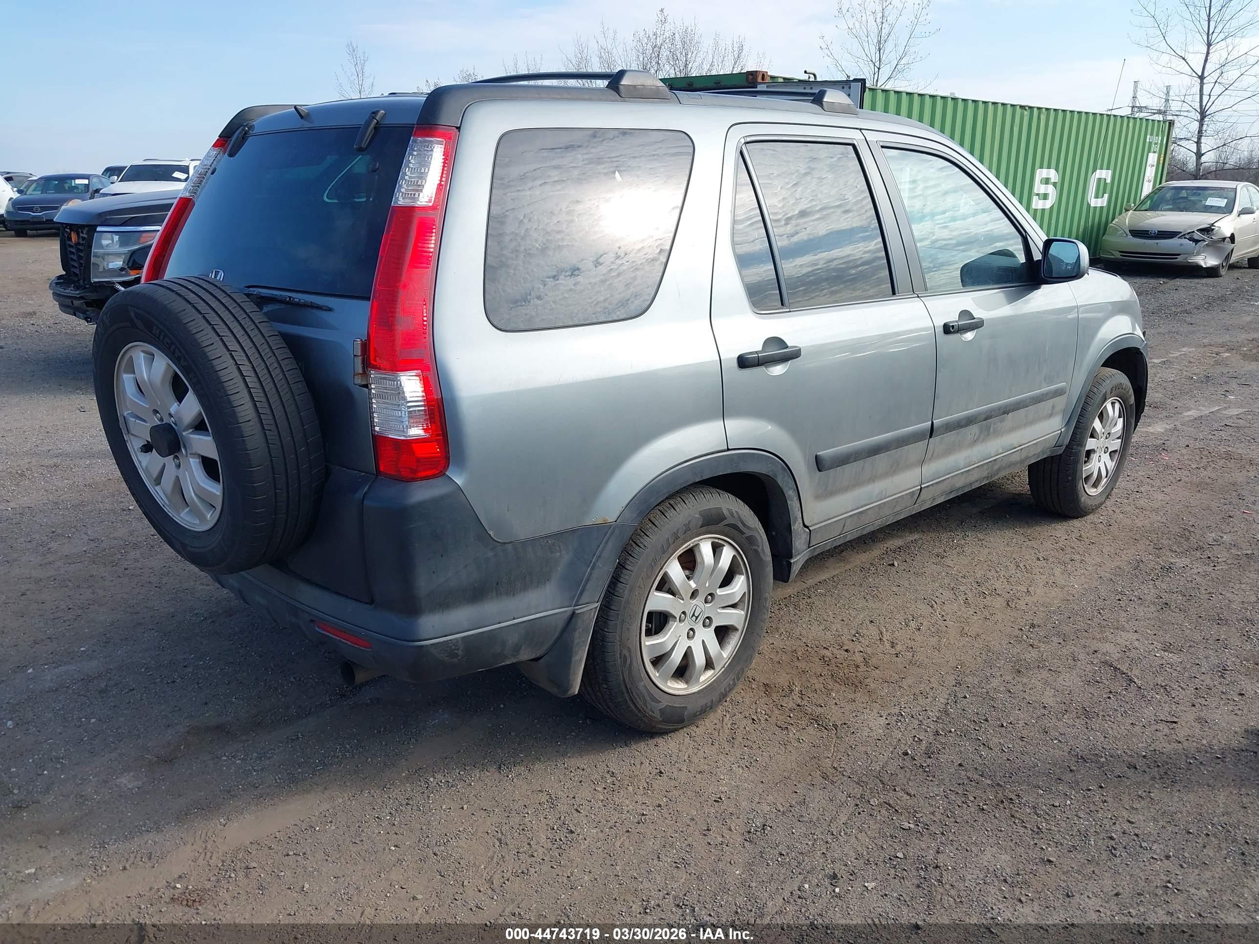 HONDA CR-V image 4