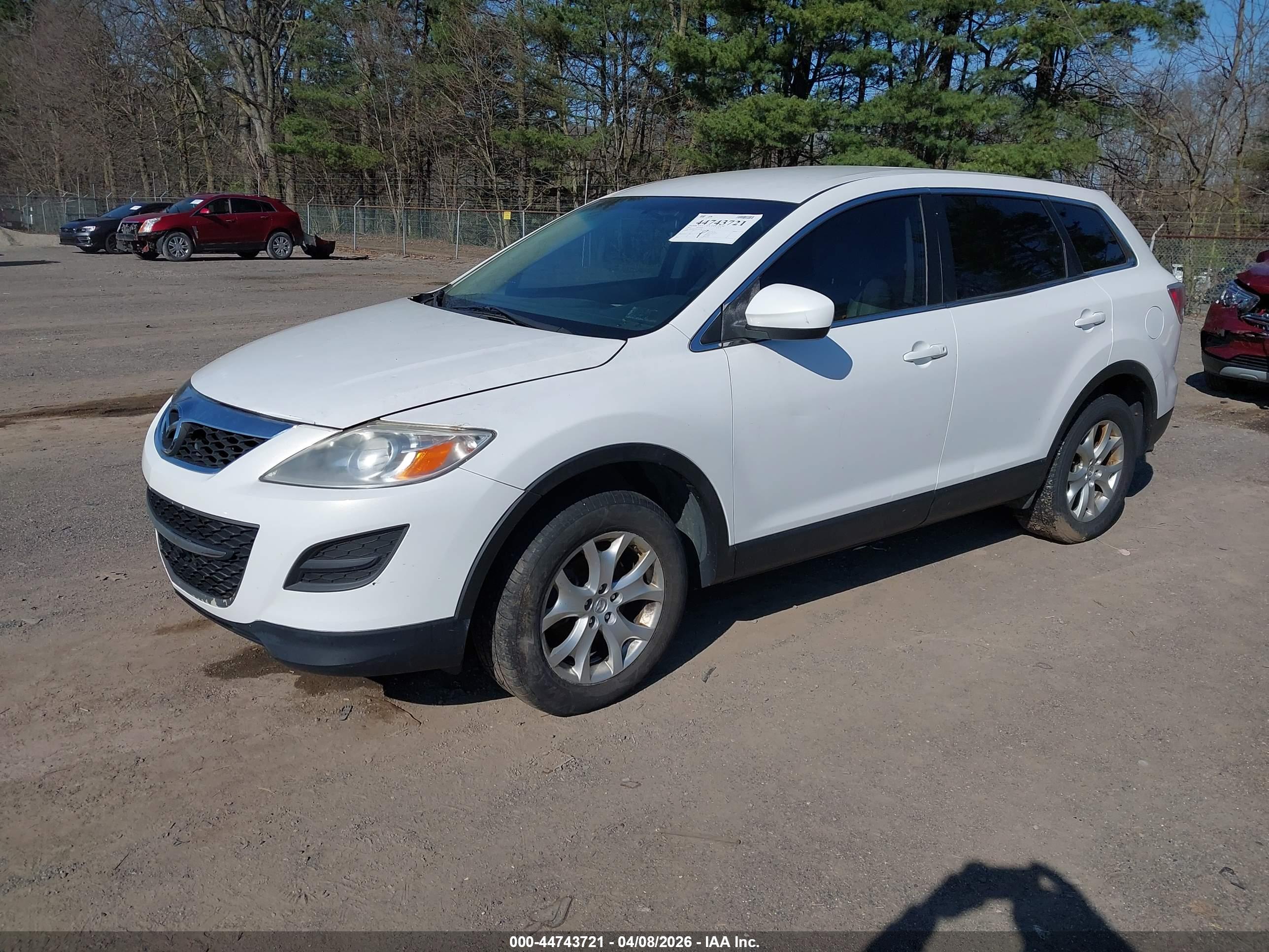 MAZDA CX-9 image 2