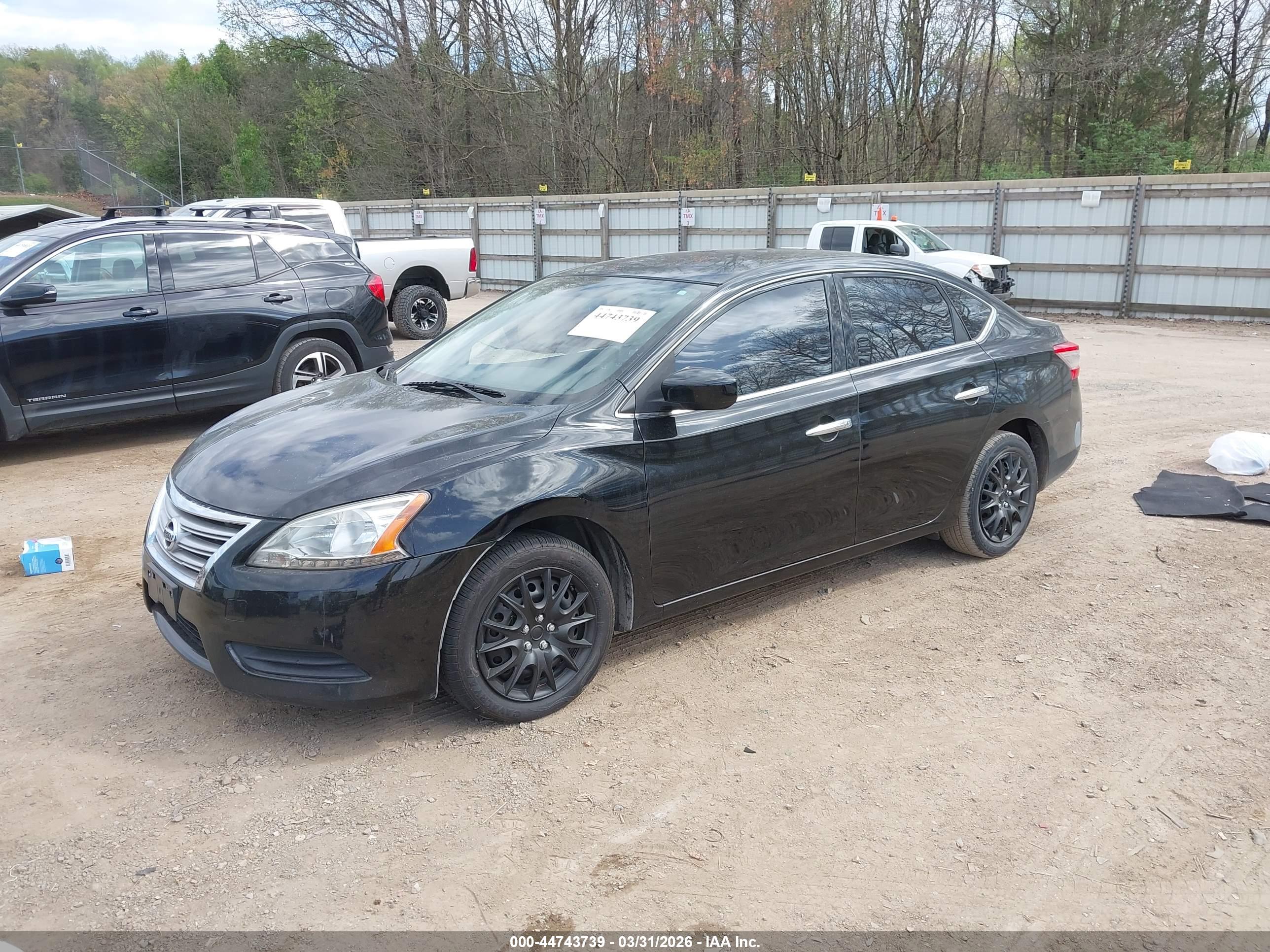 NISSAN SENTRA image 2