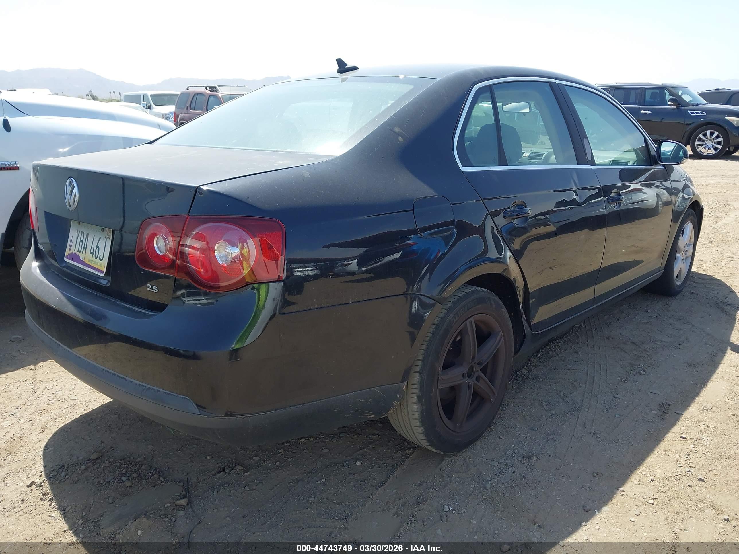 VOLKSWAGEN JETTA image 4
