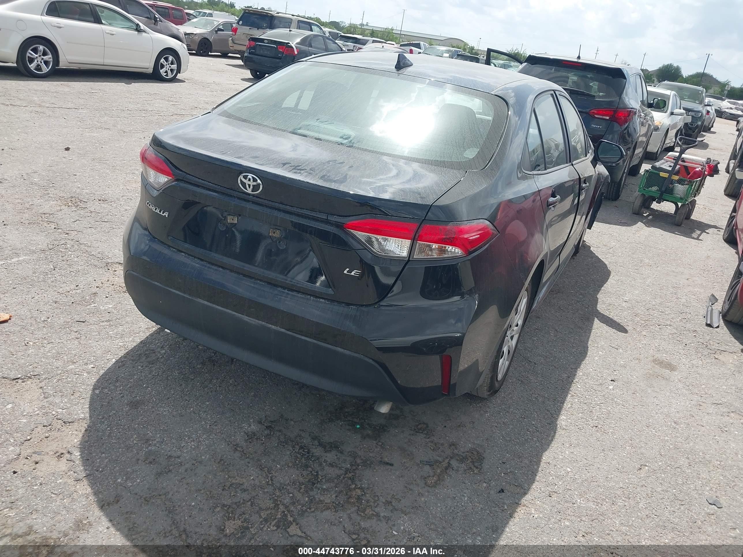 TOYOTA COROLLA image 4