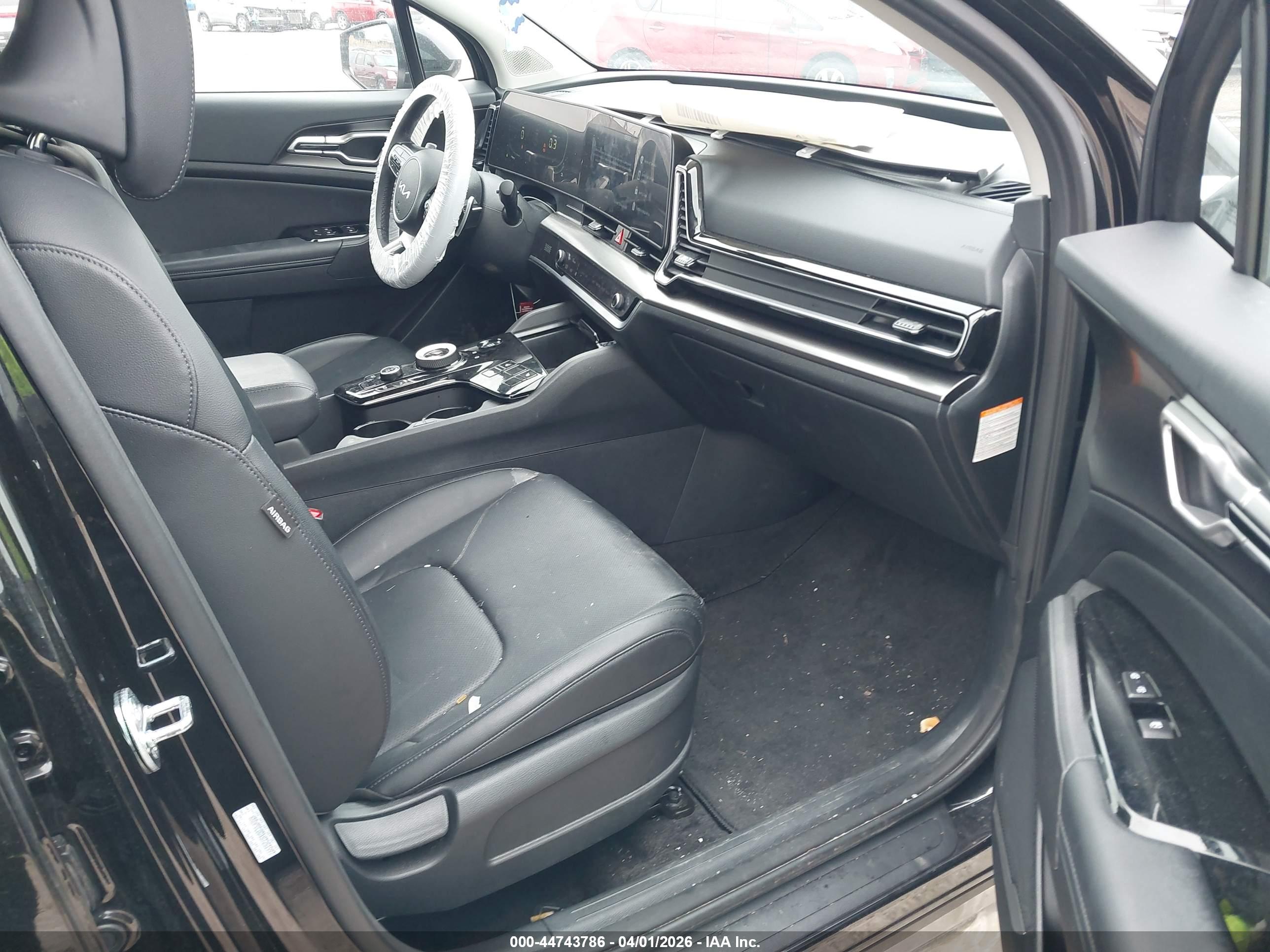 KIA SPORTAGE image 5