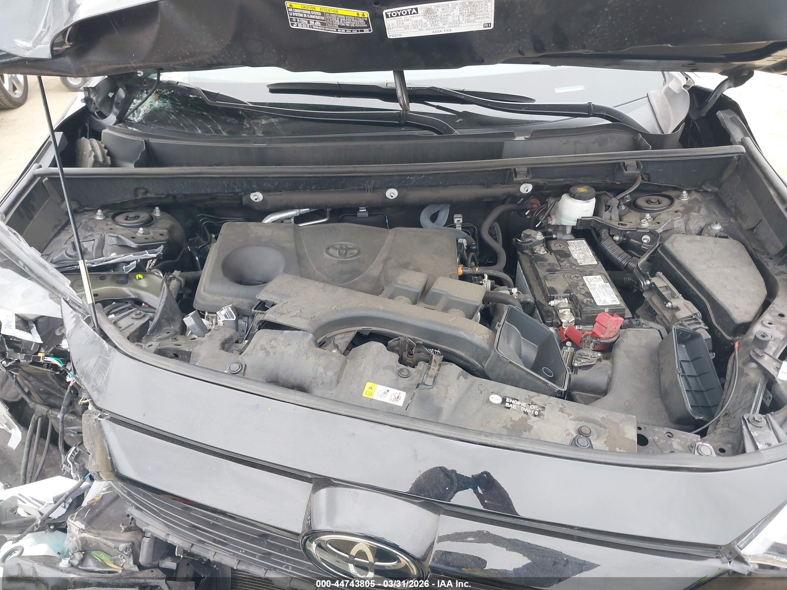 TOYOTA RAV4 image 10