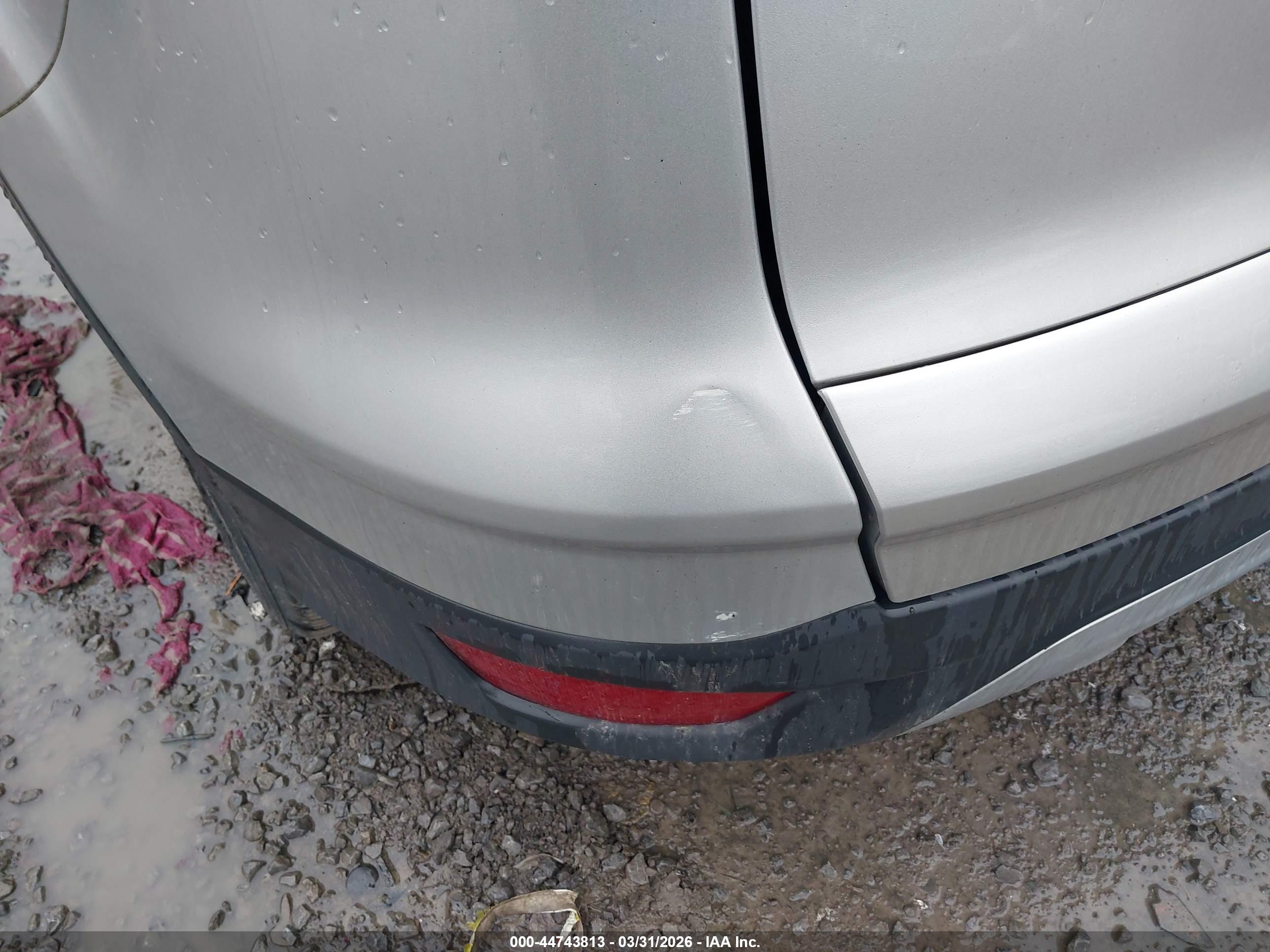 FORD ESCAPE image 6