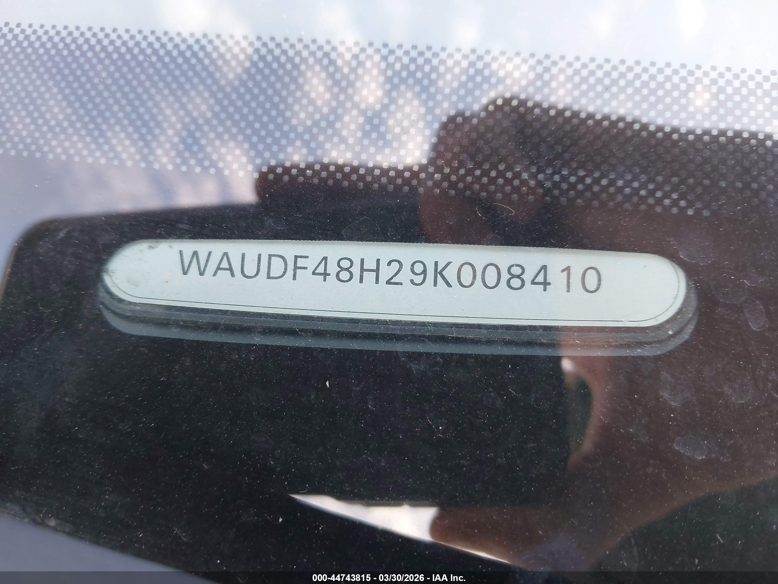 AUDI A4 image 9