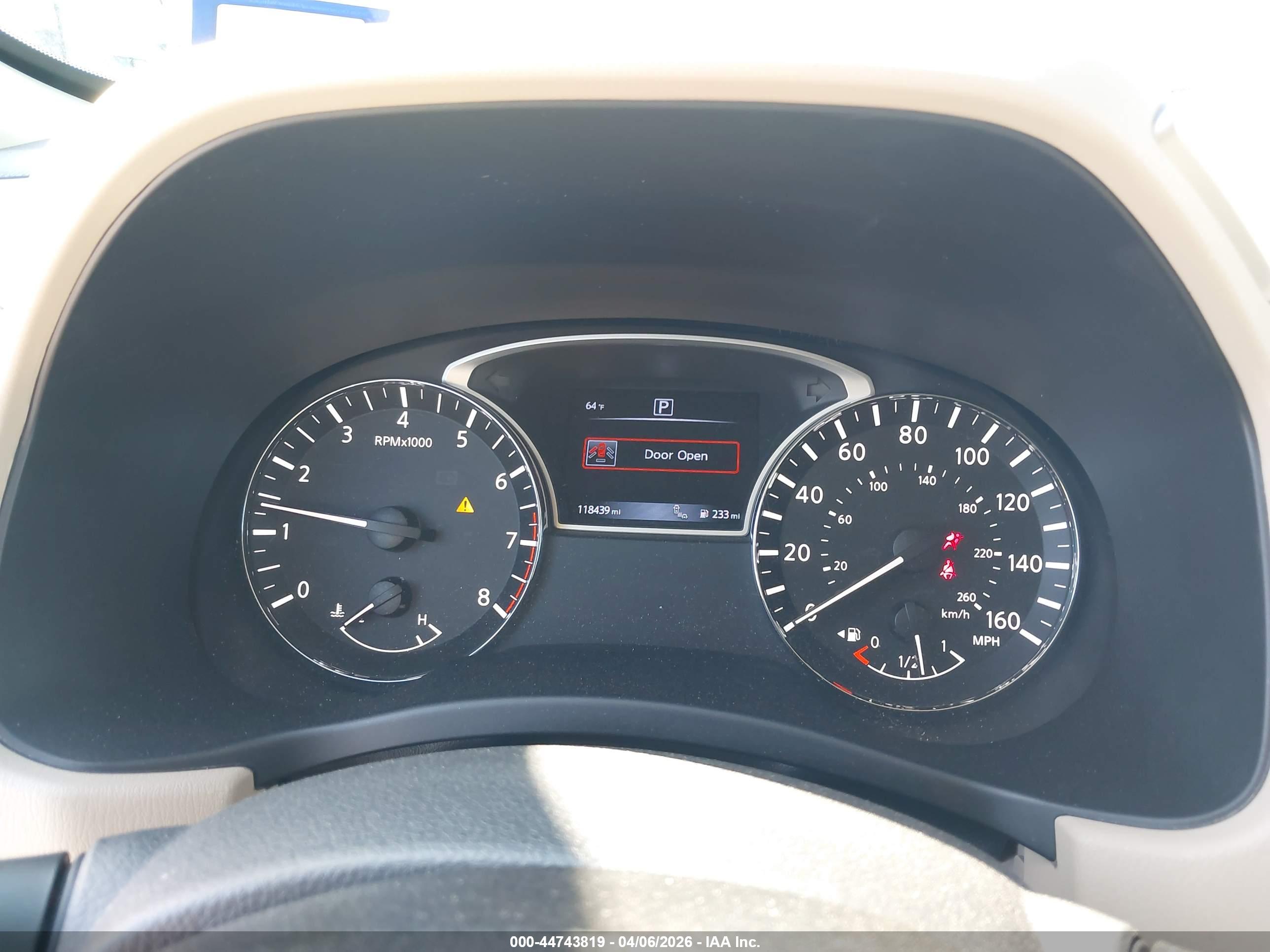 NISSAN PATHFINDER image 7