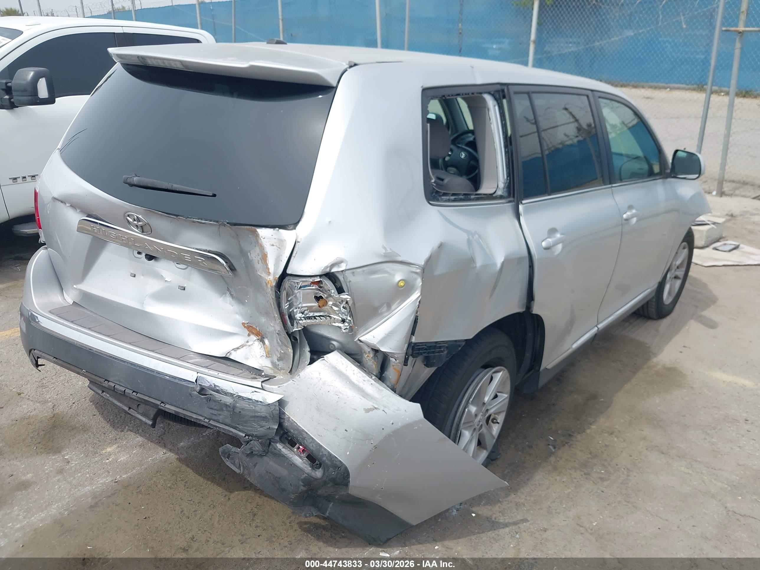 TOYOTA HIGHLANDER image 4