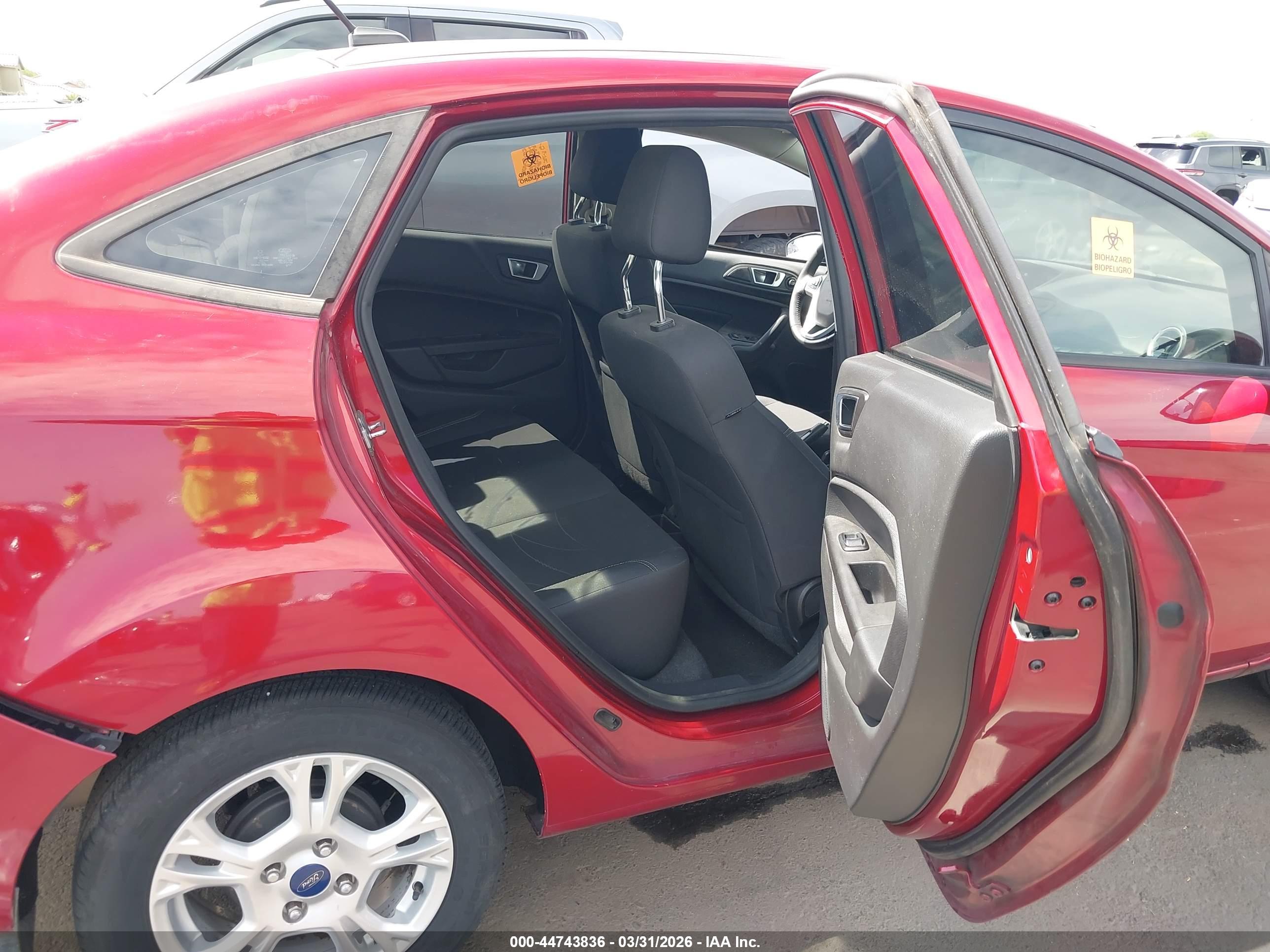 FORD FIESTA image 8